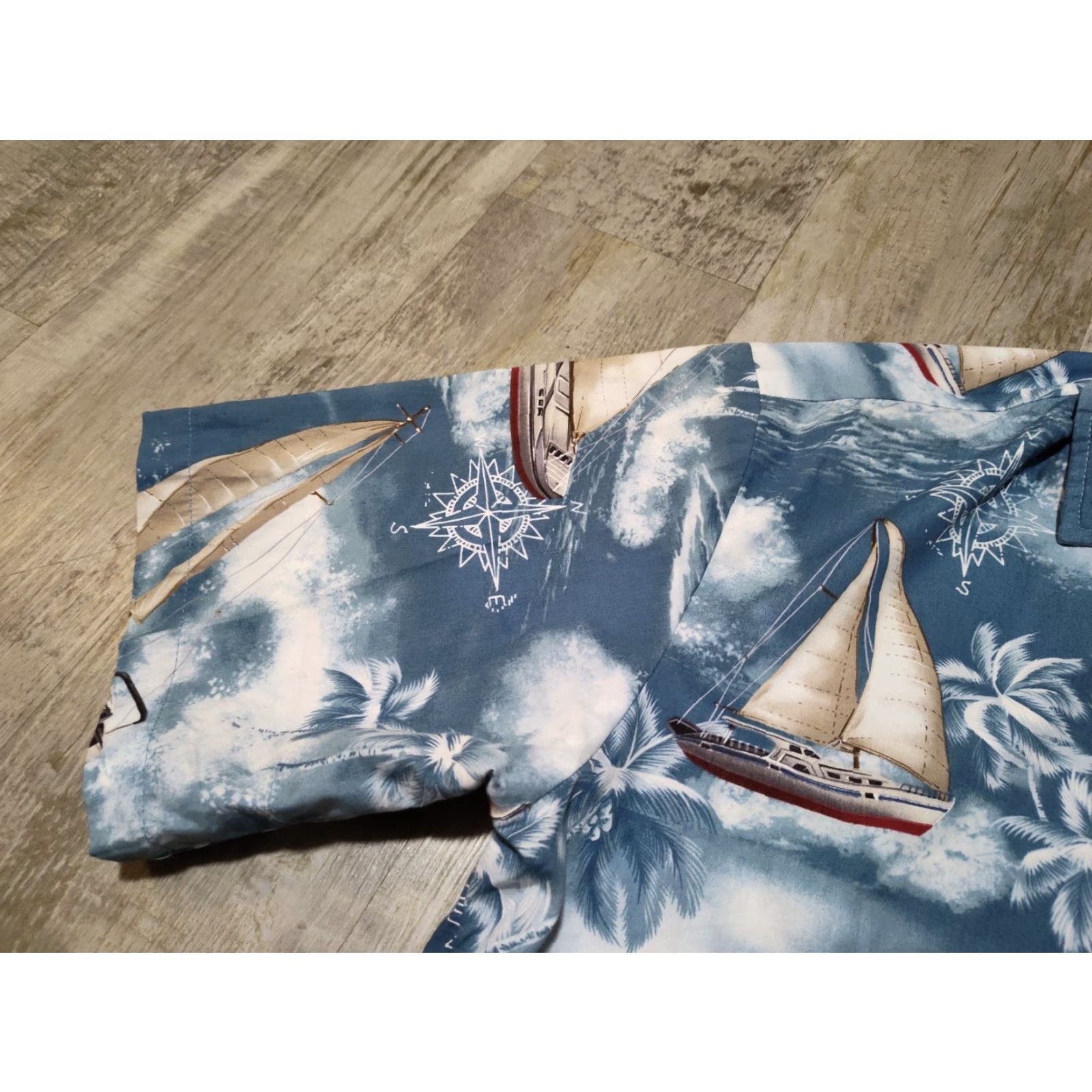 Vintage VINTAGE Pacific Legend Hawaiian Shirt Men L Short Sleeve Cotton Geometric Sailboats USA 90s Tropical Size US L / EU 52-54 / 3 - 4 Thumbnail