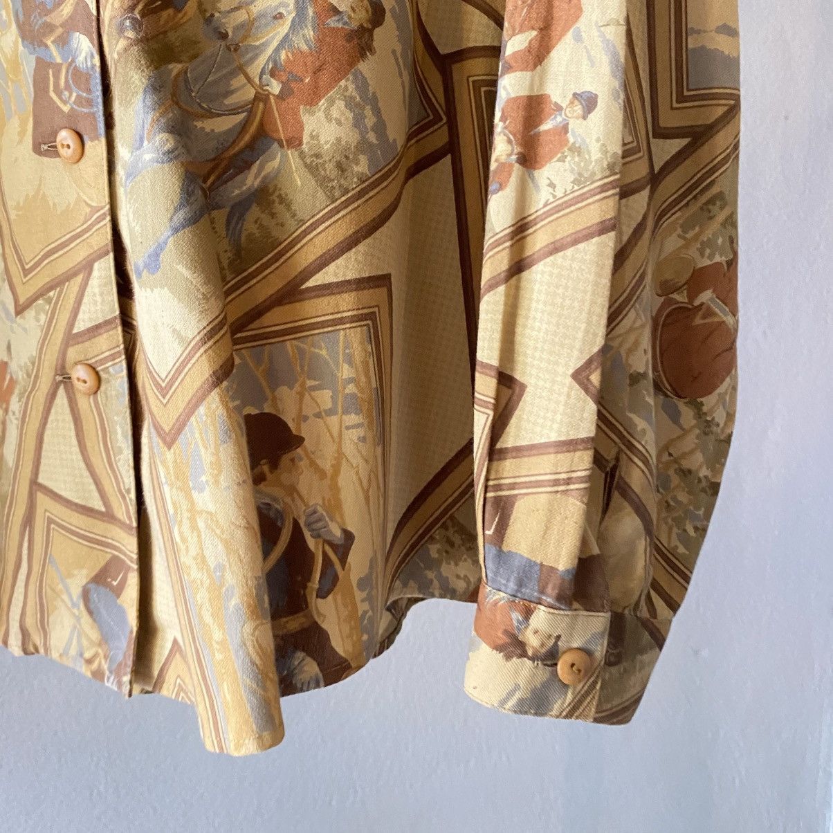 Burberry Burberry Vintage gold Equestrian Print Shirt Size L / US 10 / IT 46 - 9 Thumbnail