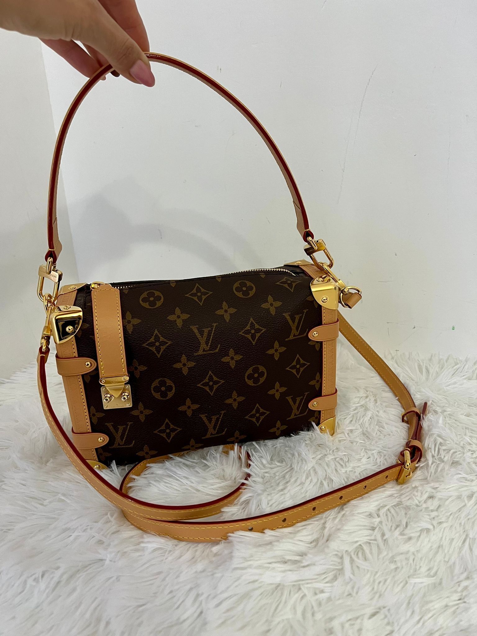Louis Vuitton Louis vuitton trunk bag MM nWT Size ONE SIZE - 12 Thumbnail