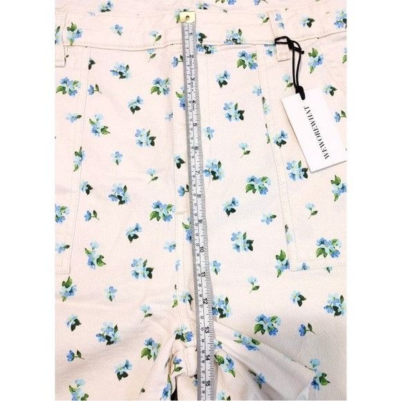 WeWoreWhat Revolve WeWoreWhat Slit Overall ShortsWatercolor Ditsy Ivory Size 34" / US 12 / IT 48 - 10 Thumbnail