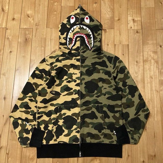 Bape BAPE 1st camo shark full zip hoodie a bathing ape Size US L / EU 52-54 / 3 - 1 Thumbnail