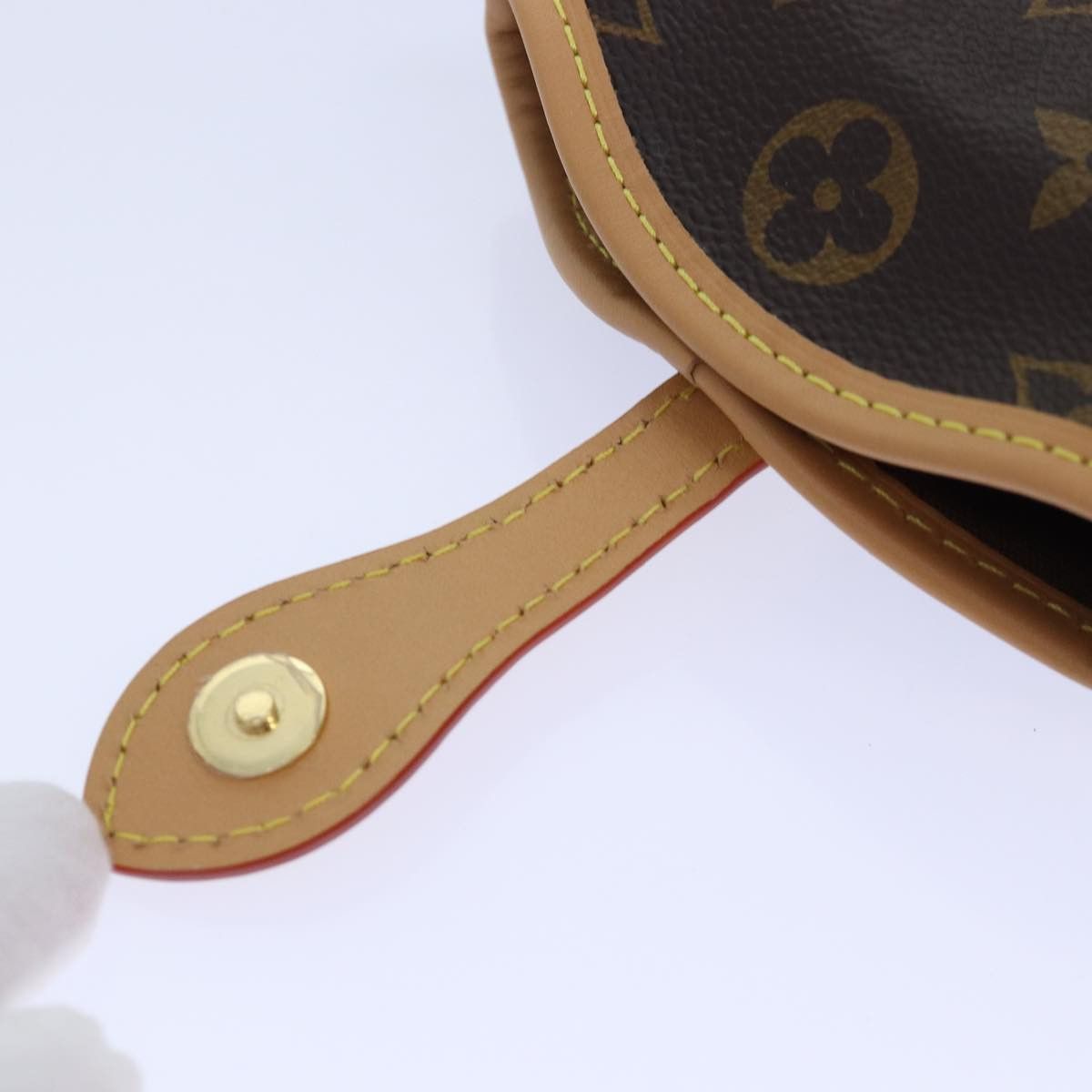 Louis Vuitton LOUIS VUITTON Monogram Fold Me Pouch Shoulder Bag M80874 Size ONE SIZE - 9 Thumbnail