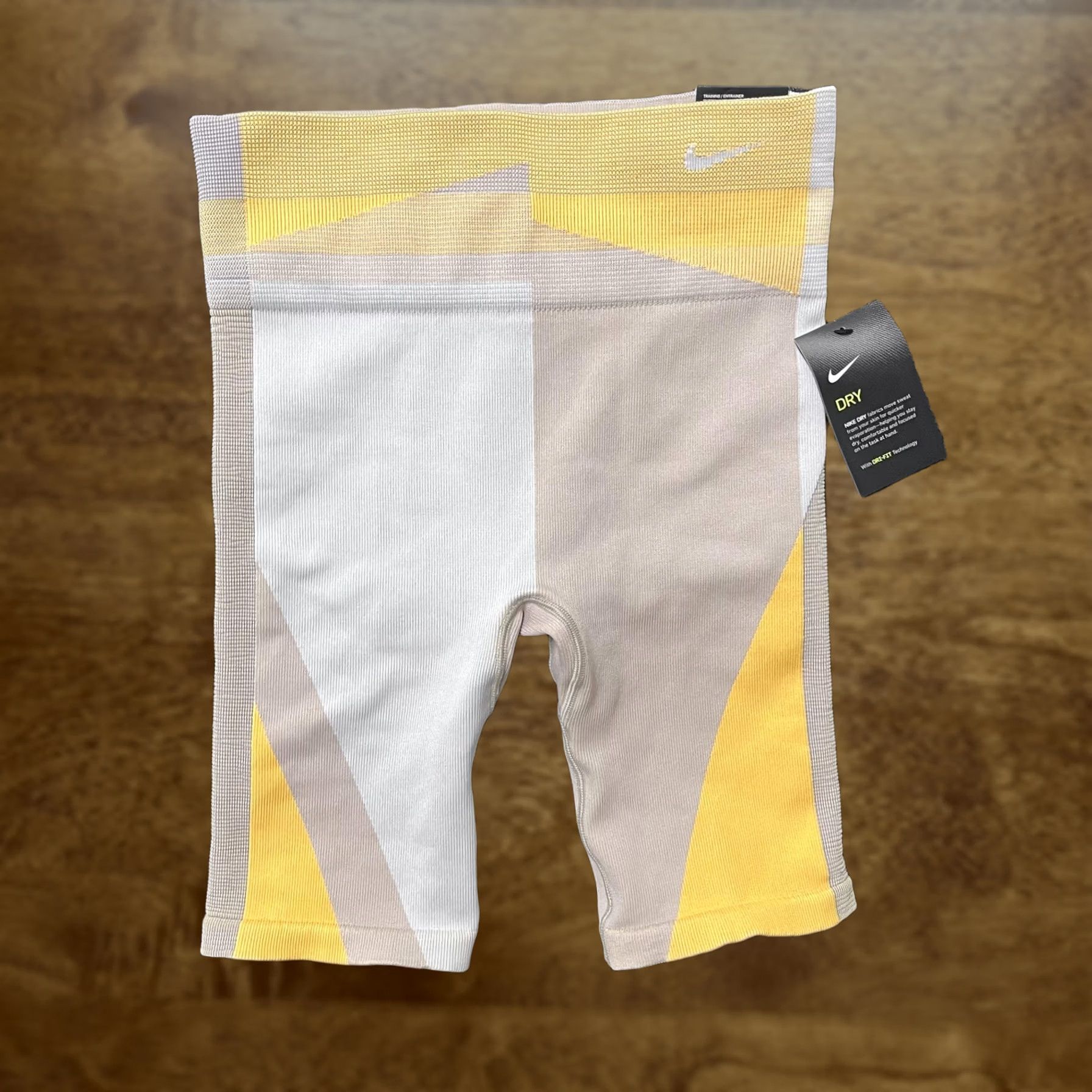 Nike Nike Dri-FIT Tight Fit Shorts Womens M Gray Yellow Colorblock Training Yoga Size 32" / US 10 / IT 46 - 1 Thumbnail