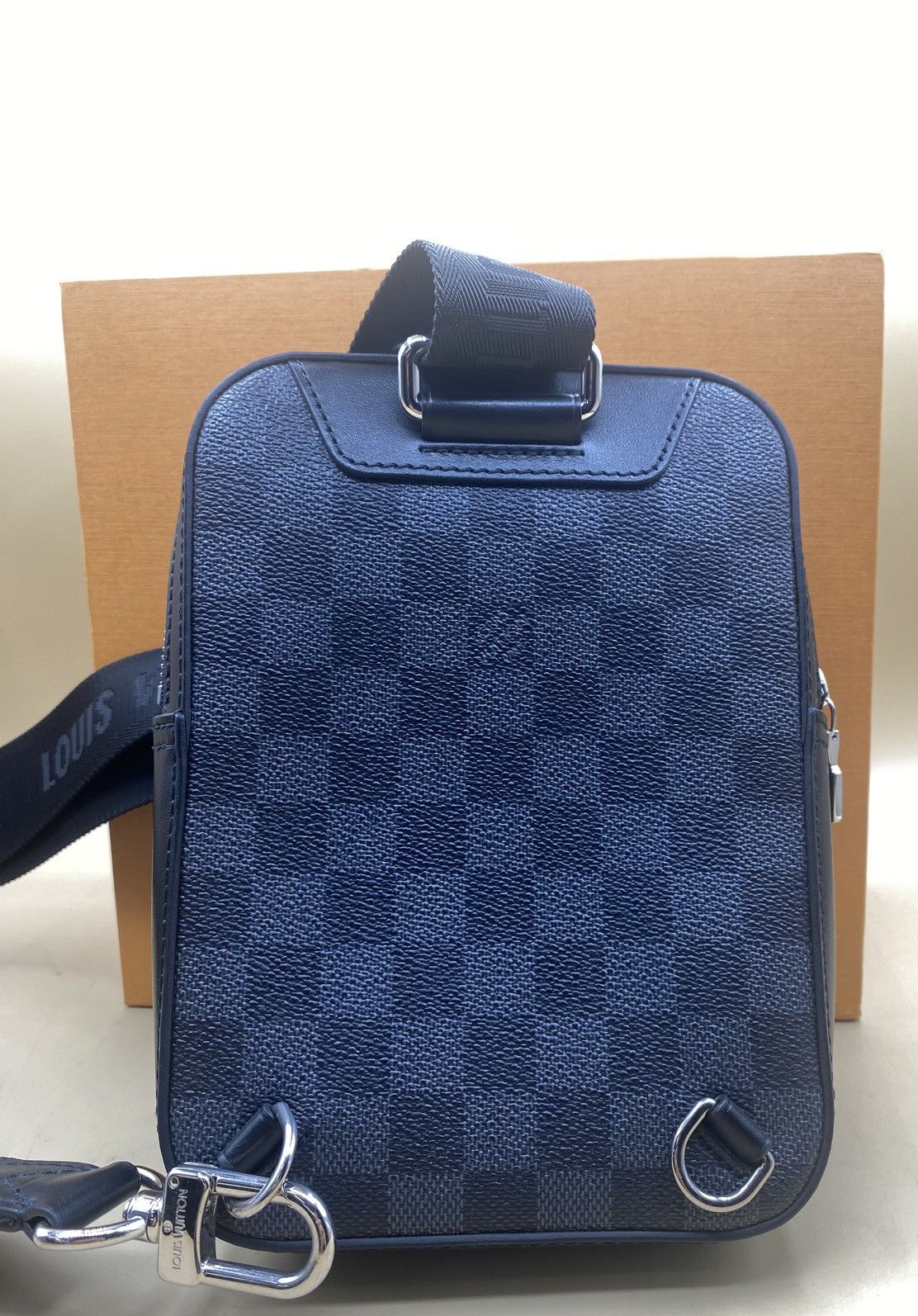 Louis Vuitton Louis Vuitton Damier Graphite Sling Bag N50012 Size ONE SIZE - 2 Thumbnail