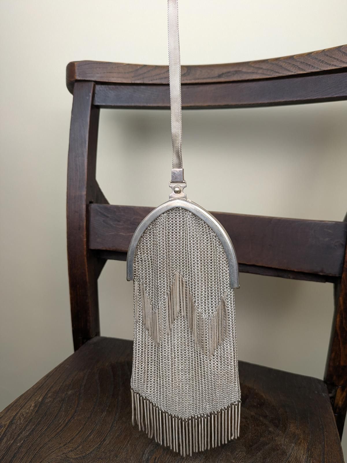 Other 1920's coloured silver metal mesh chainmail wristlet bag Size ONE SIZE - 1 Thumbnail