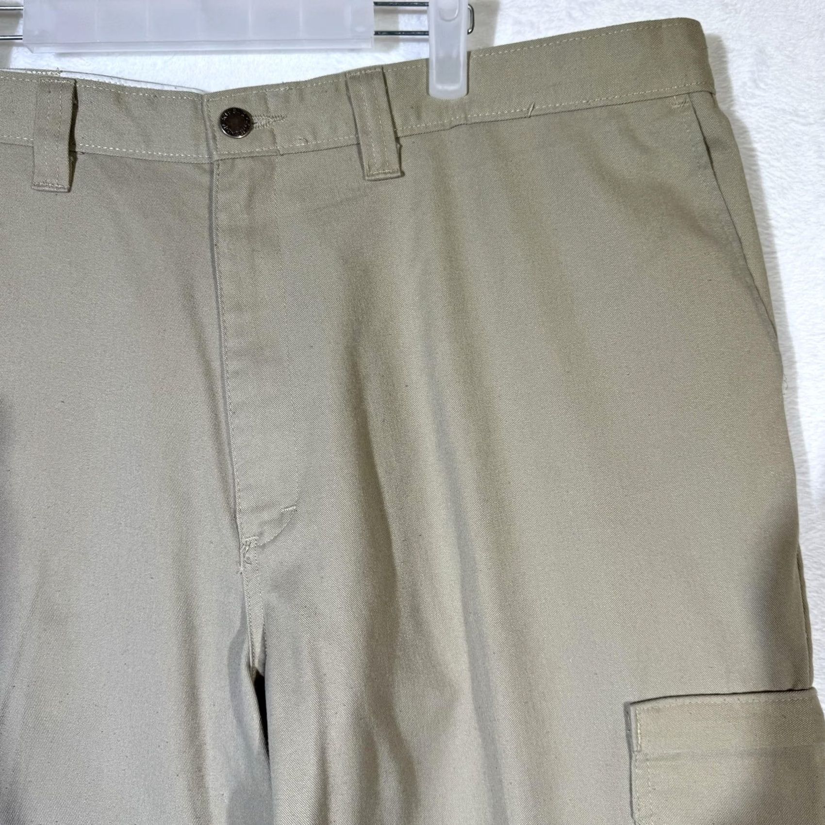 Dickies Dickies Cargo Pants Mens 42x32 Khaki Utility Workwear Pockets Polyester Blend Beige Workwear Dickies Mens Cargo Pants 42x32 Size US 42 / EU 58 - 7 Thumbnail
