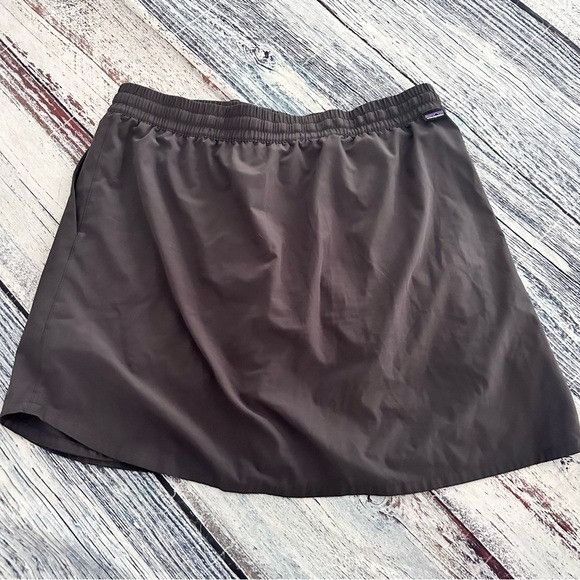 Patagonia Patagonia Fleetwith Skort In Dark Gray Size 34" / US 12 / IT 48 - 4 Thumbnail