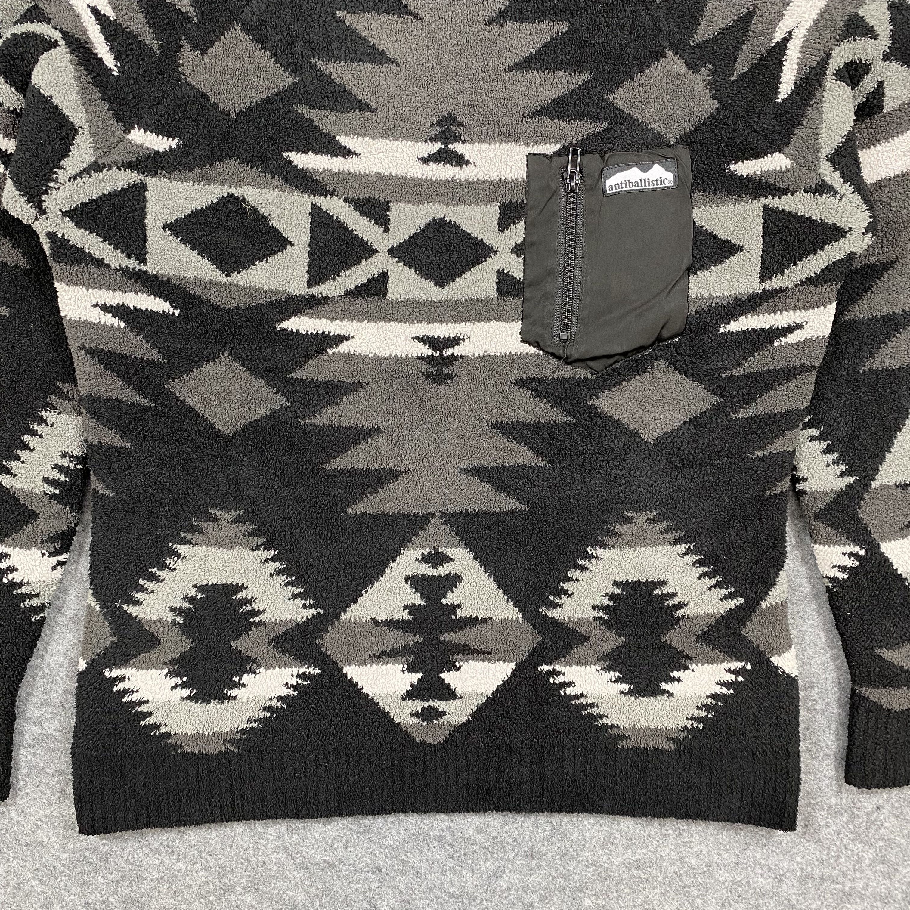 Aztech Mountain VINTAGE ANTI BALLISTIC JAPANESE BRAND SWEATER-J618 Size US L / EU 52-54 / 3 - 6 Thumbnail