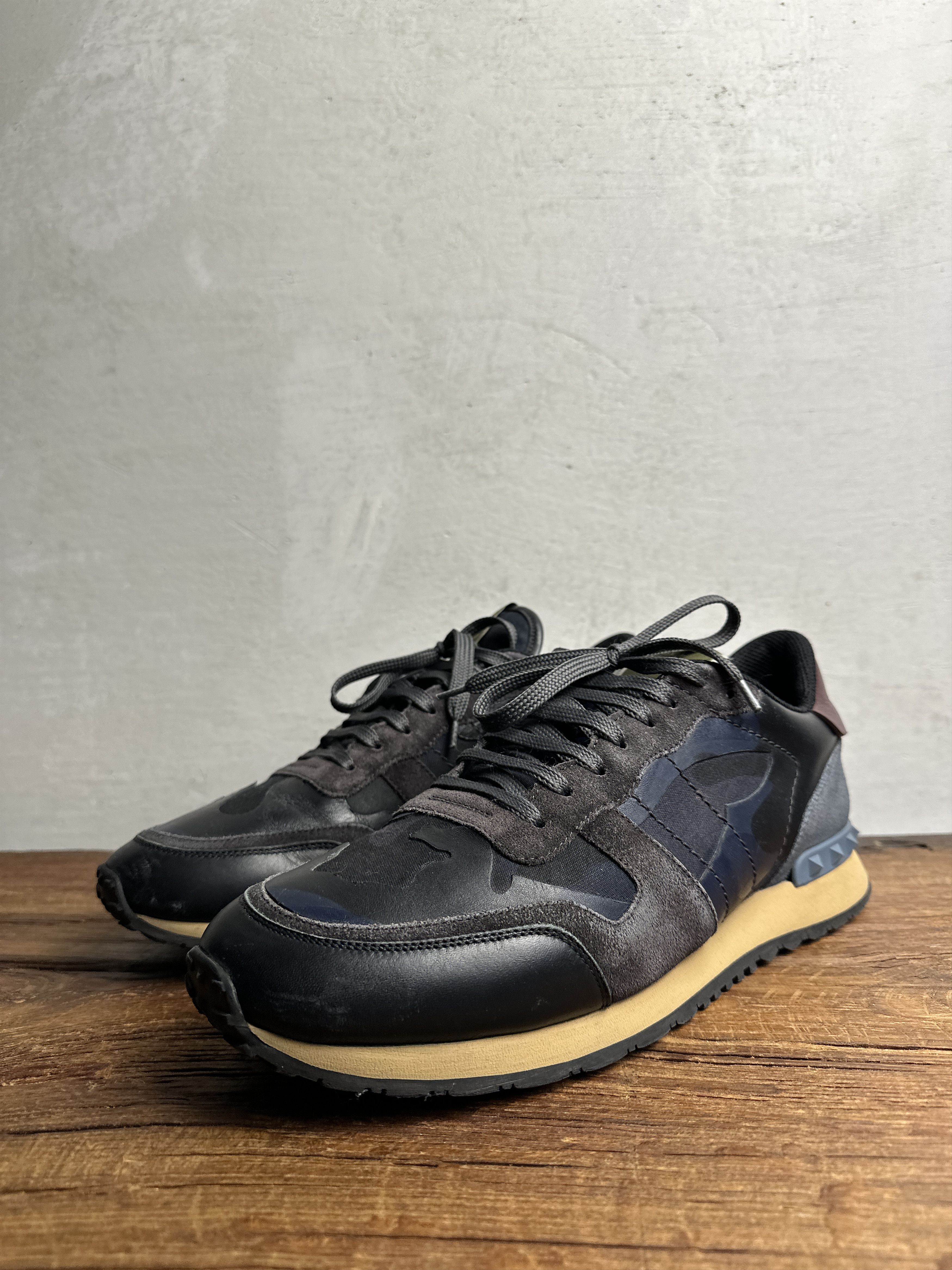 Valentino Valentino Garavani Blue Camouflage Rockrunner Sneakers Size US 11 / EU 44 - 2 Thumbnail