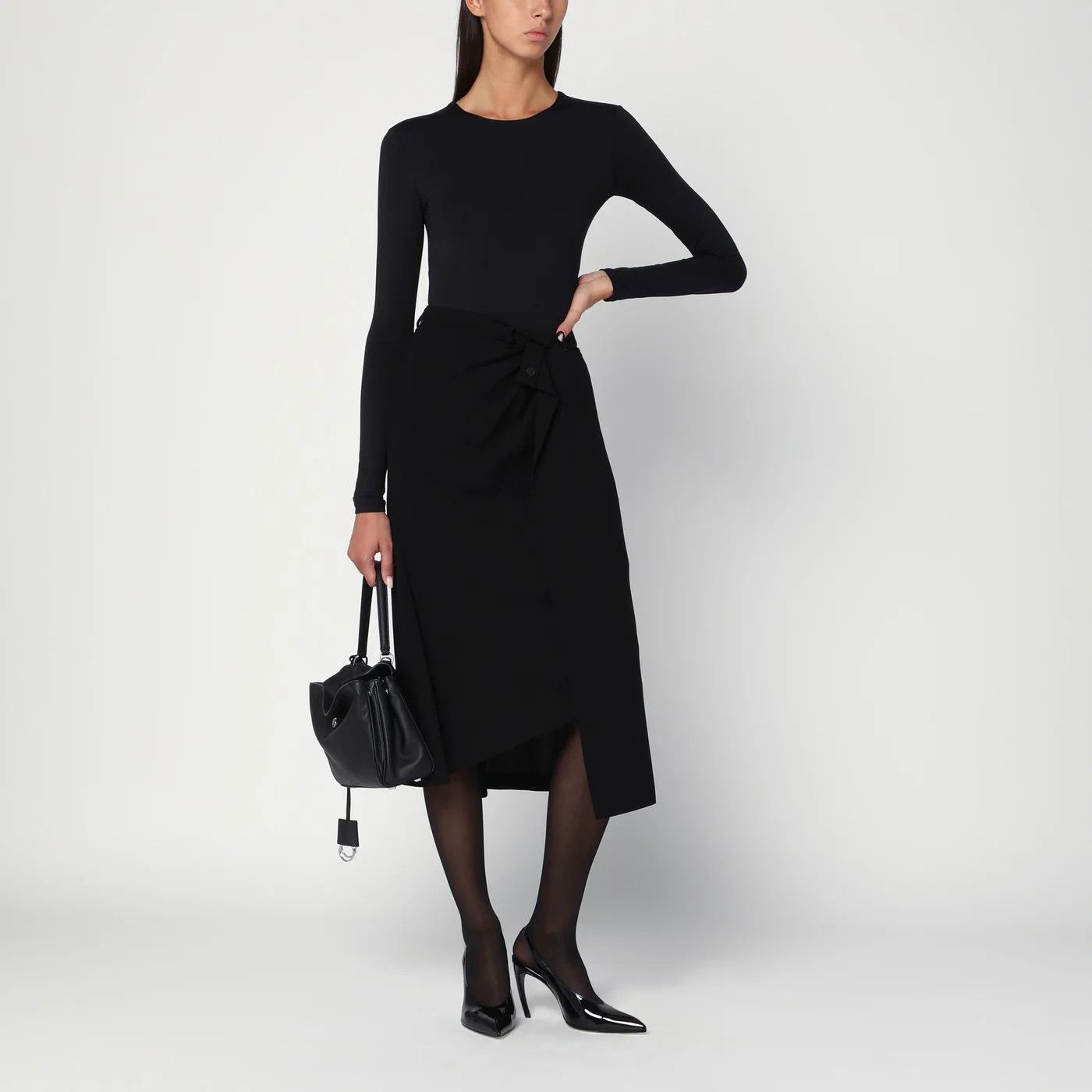 Balenciaga o1d2blof0426 Draped Crepe Skirt in Black Size 26" / US 2 / IT 38 - 1 Thumbnail