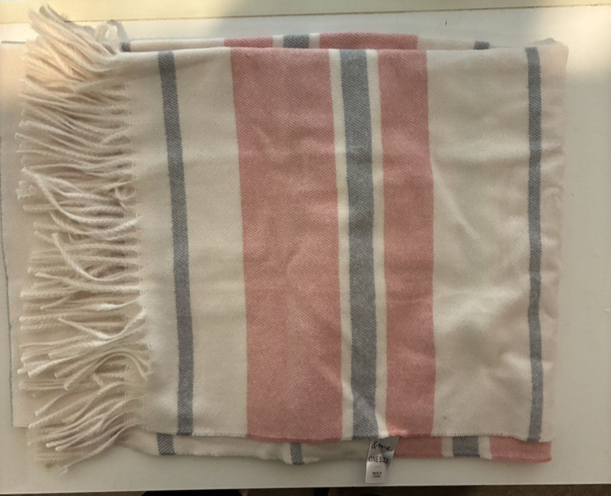 Other &me Pink & white striped throw blanket with fringe Size ONE SIZE - 1 Thumbnail