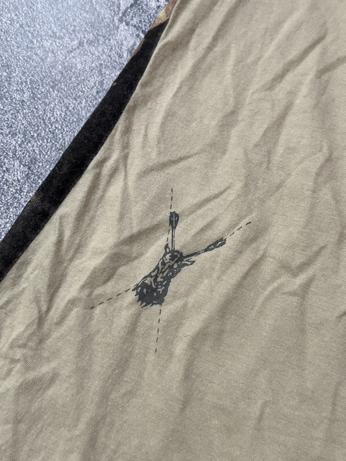 Vintage Vintage Caravaggio’s Nativity Overprinted Art T-Shirt L Size Size US L / EU 52-54 / 3 - 8 Thumbnail