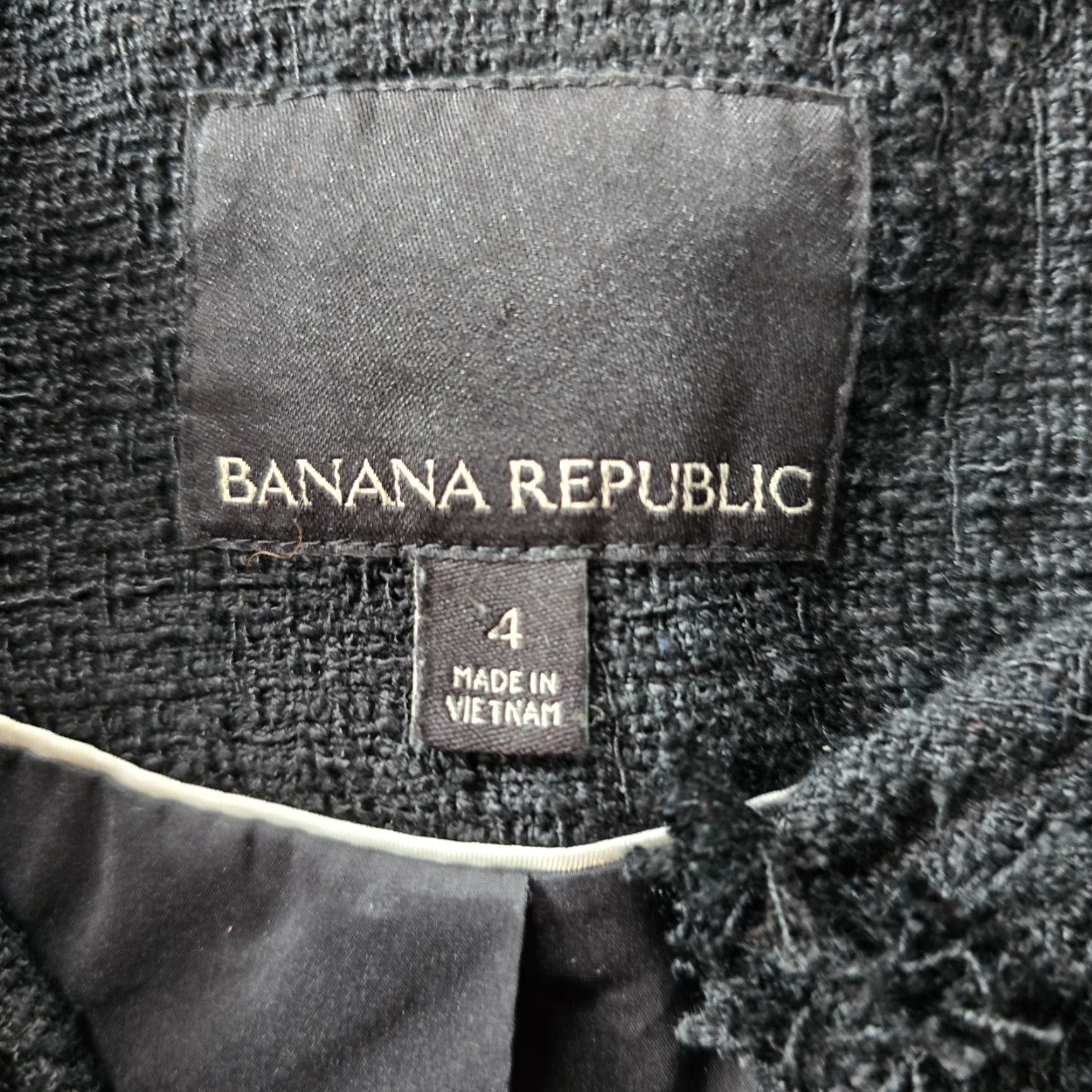 Banana Republic Banana Republic Jacket Womens Size 4 Black Tweed Raw Hem Capsule Career Neutral Size S / US 4 / IT 40 - 4 Thumbnail