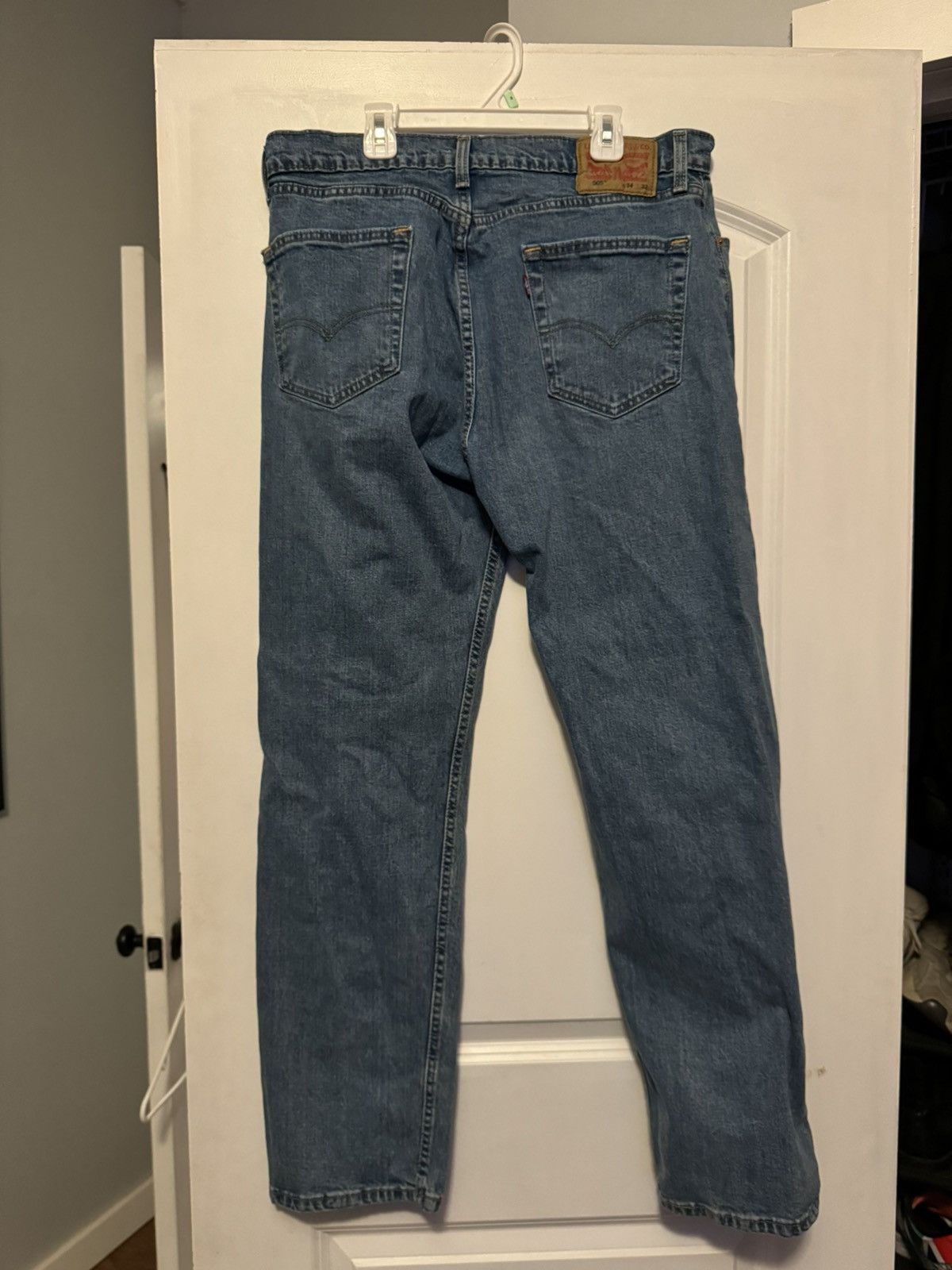 Levi's Levi’s 505 Medium Wash Blue Jeans Size US 34 / EU 50 - 3 Thumbnail
