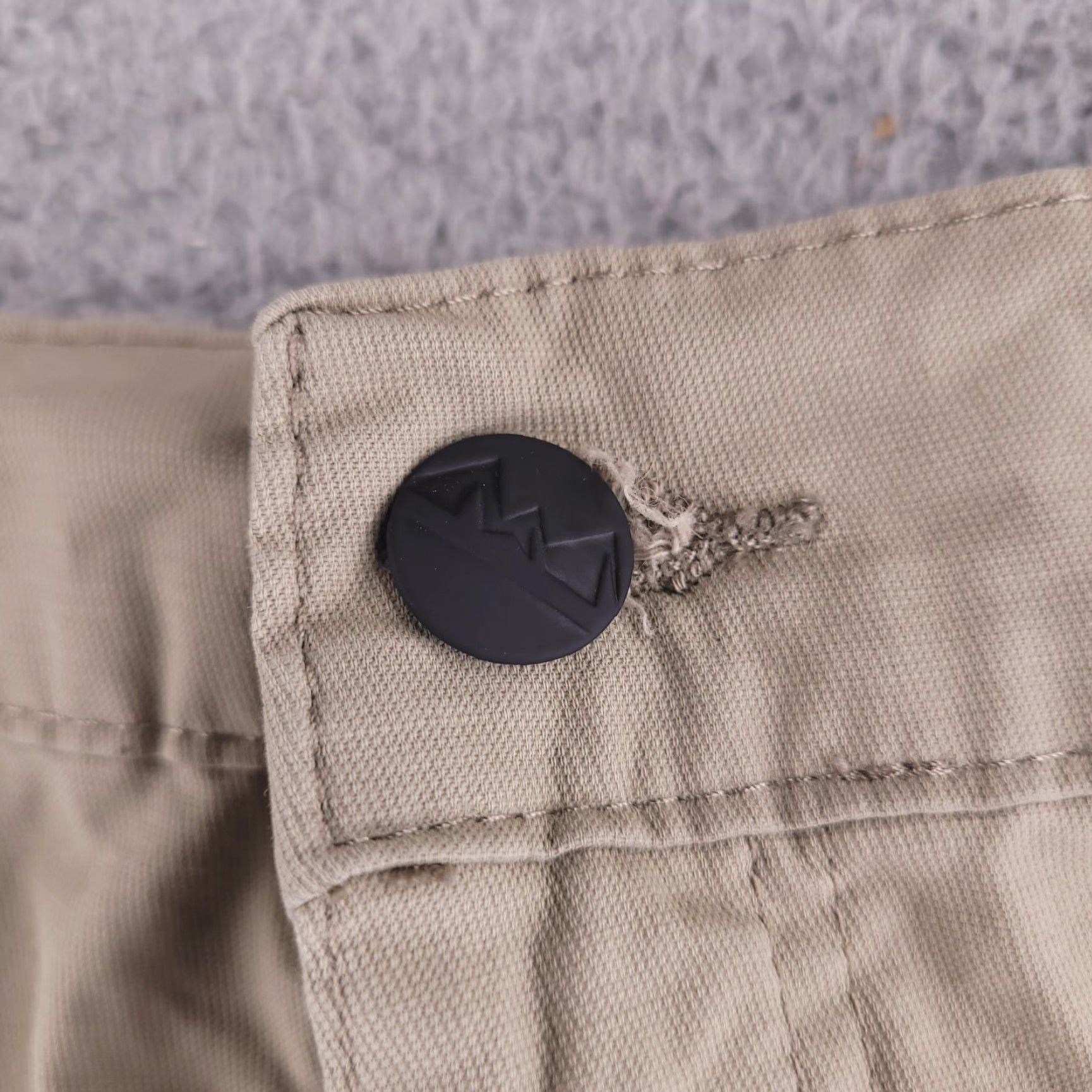 Wrangler Wrangler Shorts Mens 36 Brown 9" Inseam Cotton Nylon Blend Casual Size US 36 / EU 52 - 2 Thumbnail