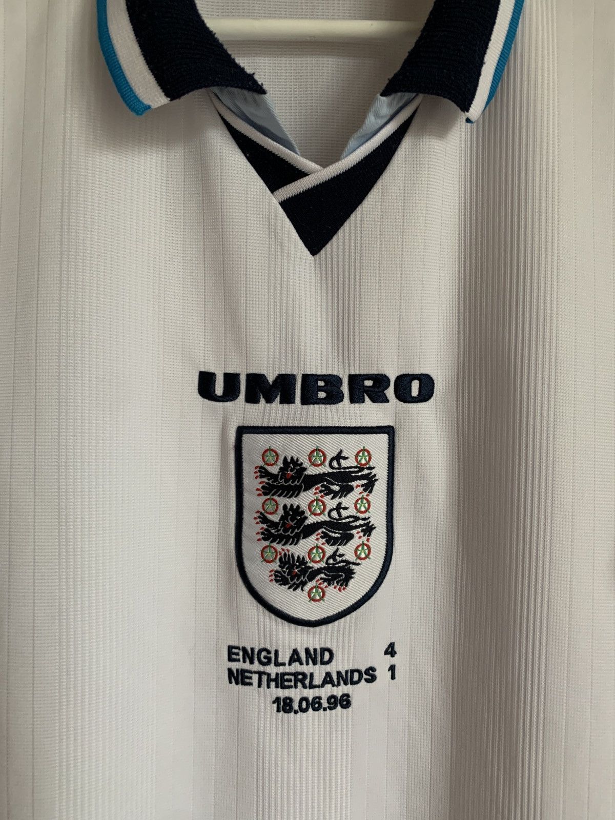 Umbro England 1995 Football Shirt Umbro Vintage Soccer Jersey Sz M Size US M / EU 48-50 / 2 - 5 Thumbnail