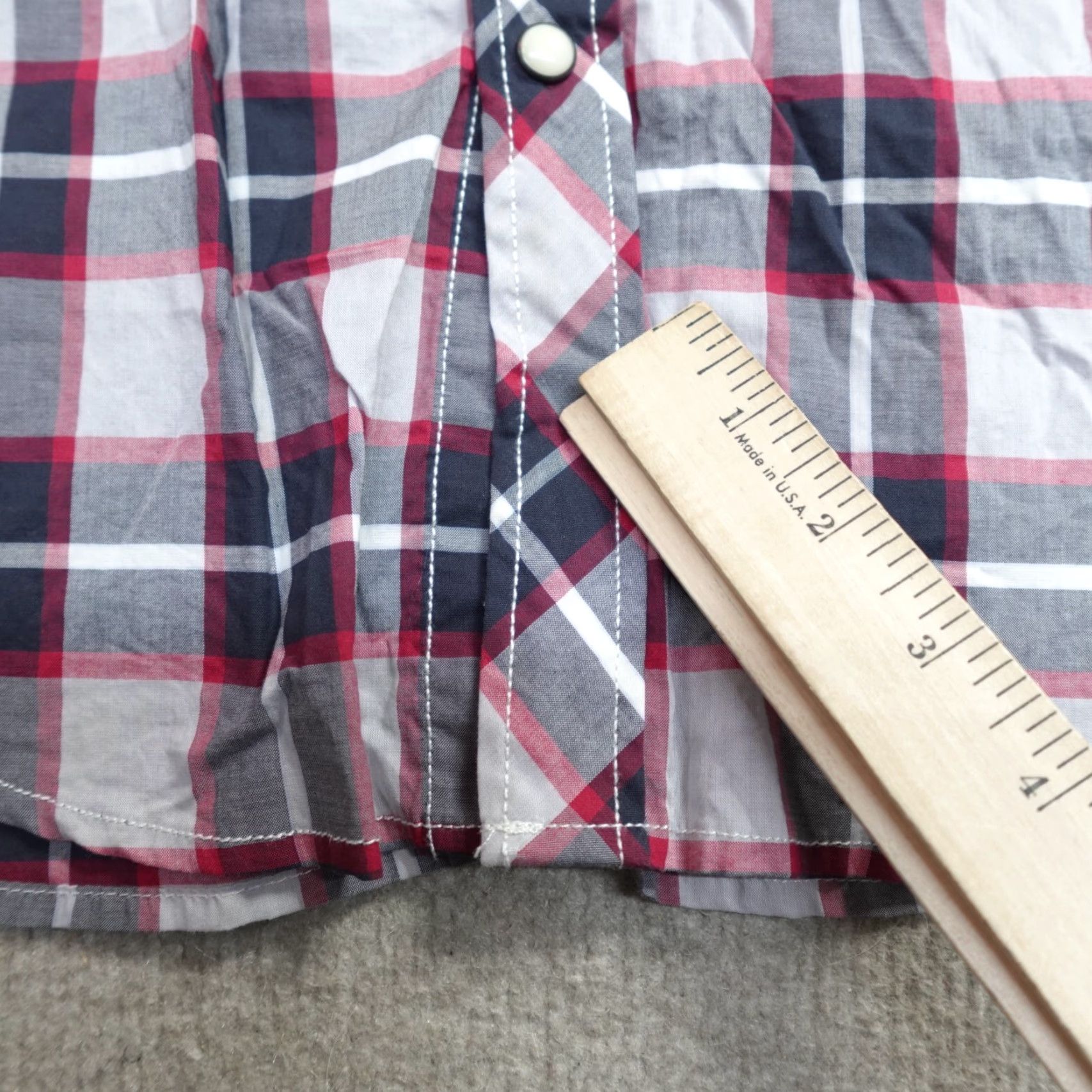 G-Star G-Star Shirt Large Gray Red Snap Front Western Landon Shirt Mens L Gray Western Snap Front Plaid Button-Up Short Sleeve Size US L / EU 52-54 / 3 - 5 Thumbnail
