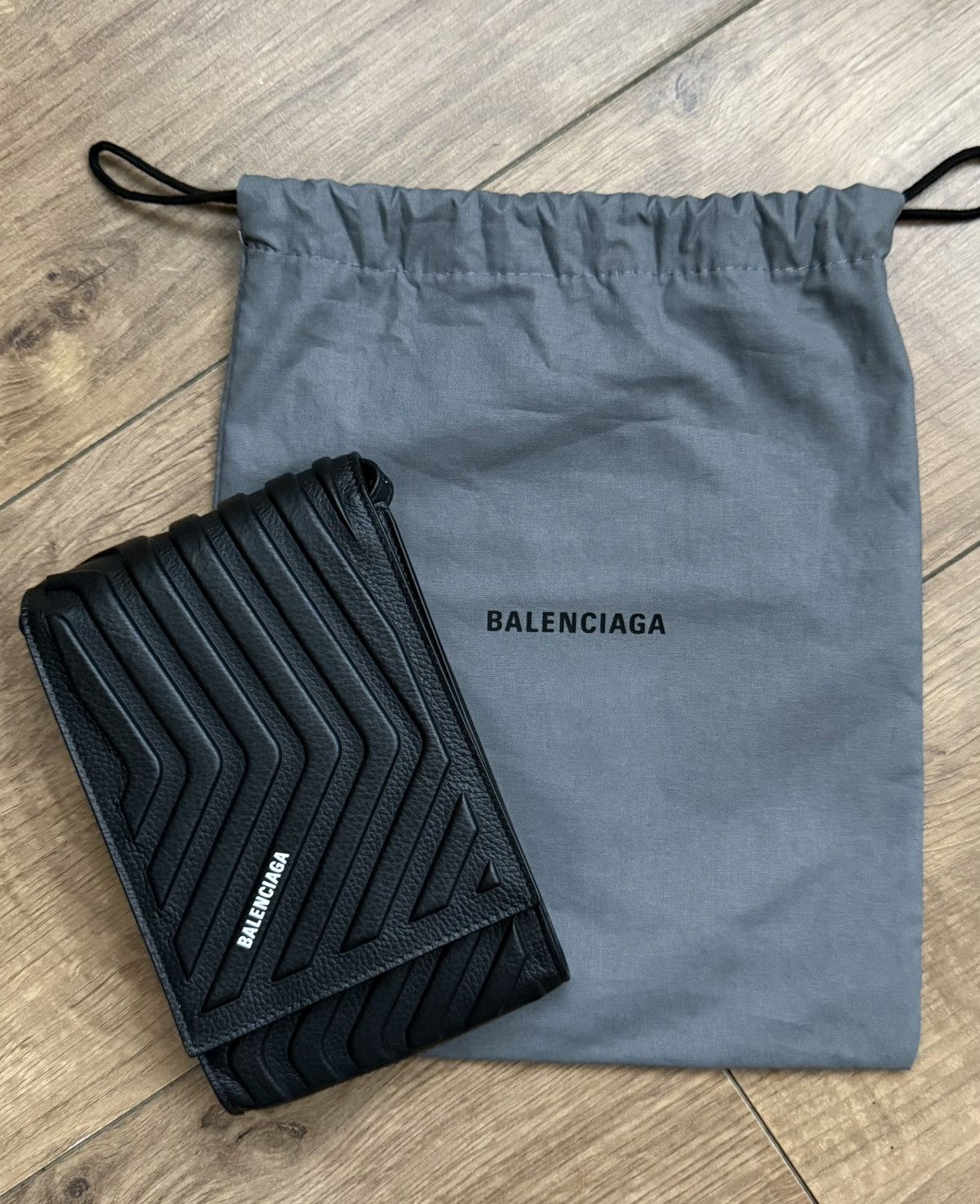 Balenciaga Balenciaga Car Phone Holder RRP$900 Size ONE SIZE - 6 Thumbnail