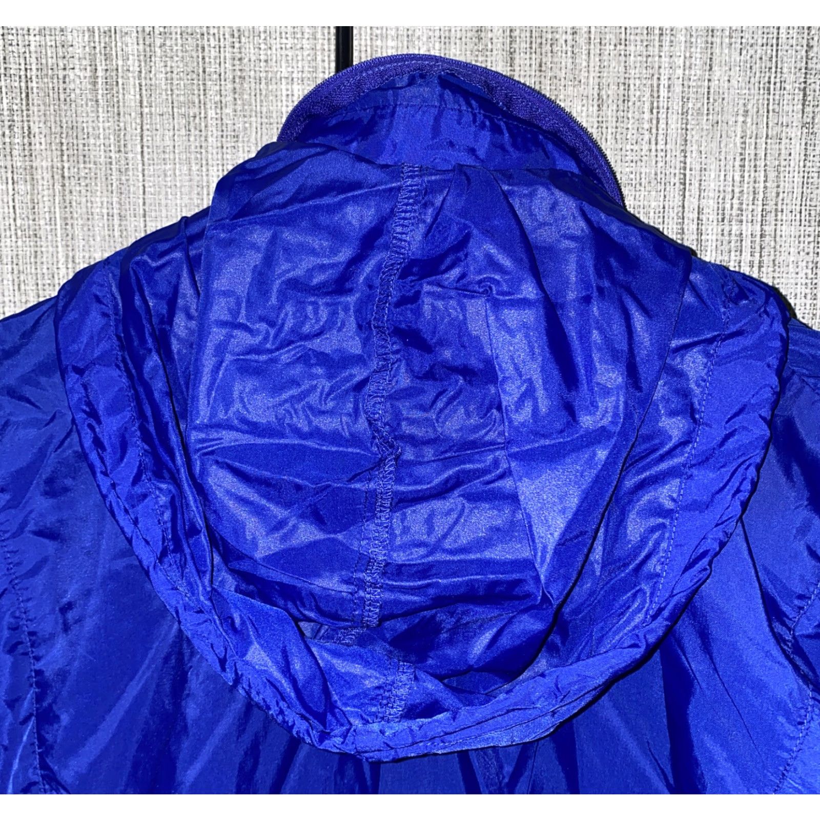 Nike VINTAGE Nike Women’s Full Zip Rain Jacket Size Large Purple Nylon Casual Women Size L / US 10 / IT 46 - 6 Thumbnail