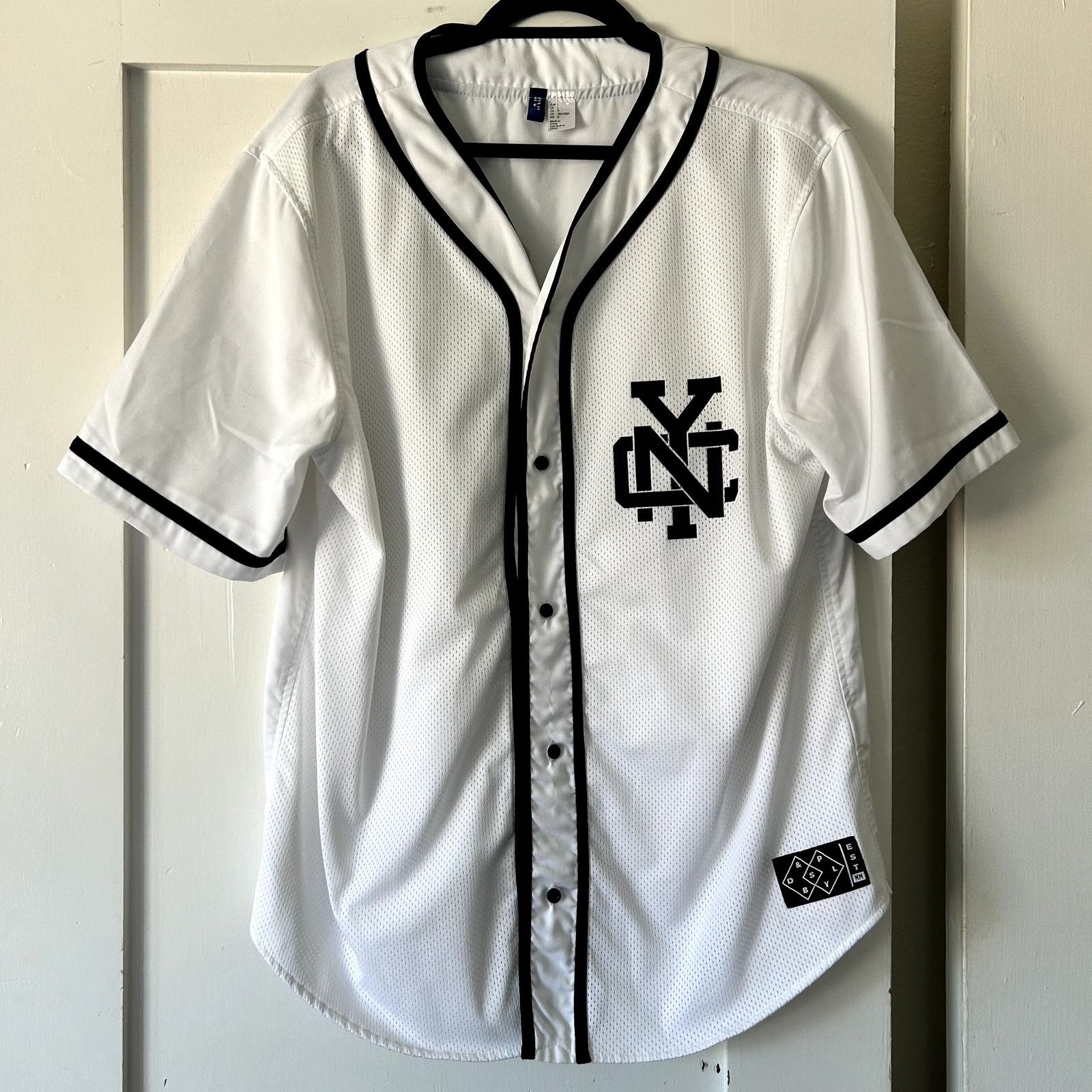 H&M Men's H&M NYC baseball jersey Size US L / EU 52-54 / 3 - 2 Thumbnail