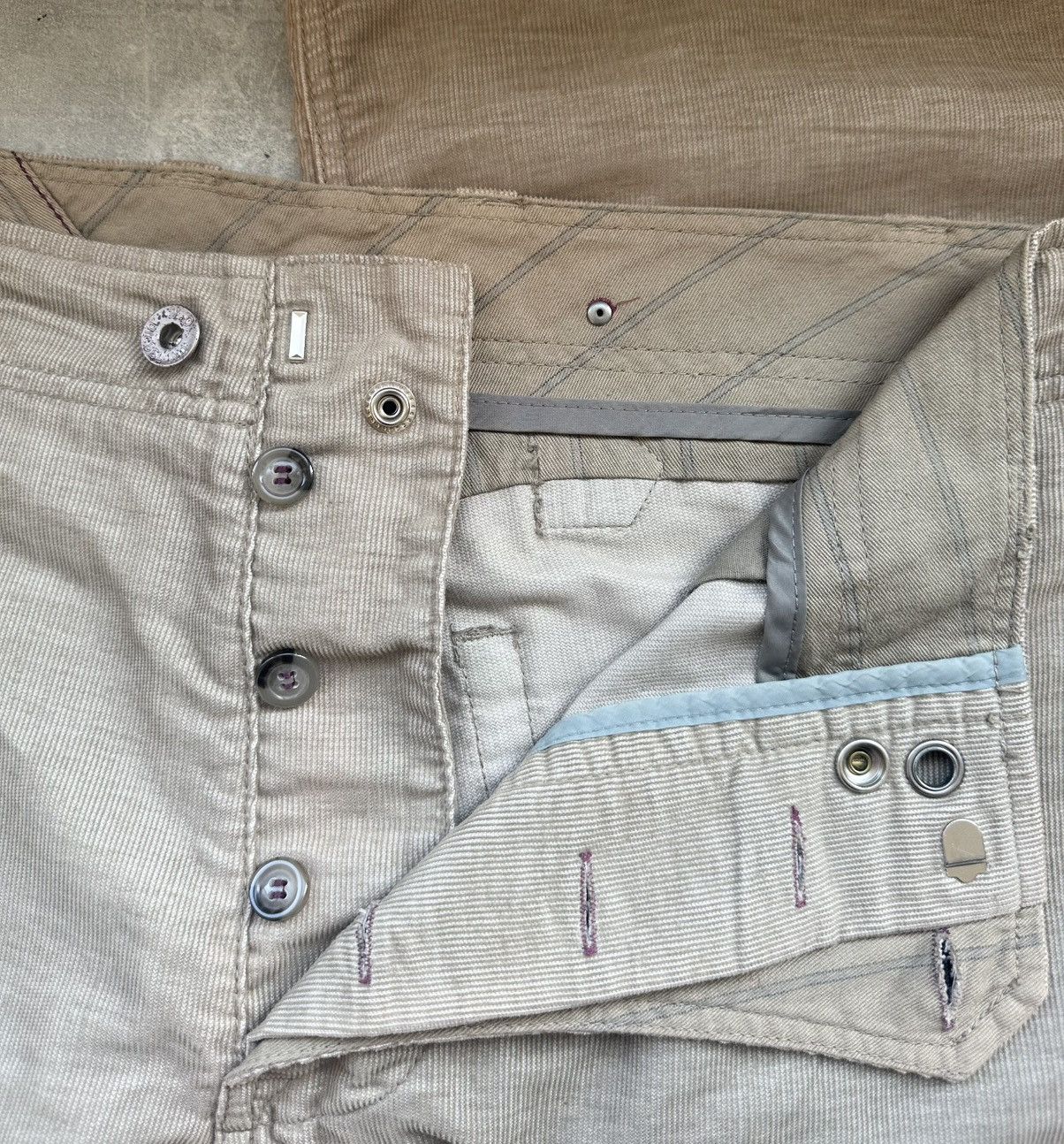 Diesel × Vintage Rare Vintage Diesel Trousers Flared Made In Hong Kong Size US 34 / EU 50 - 9 Thumbnail
