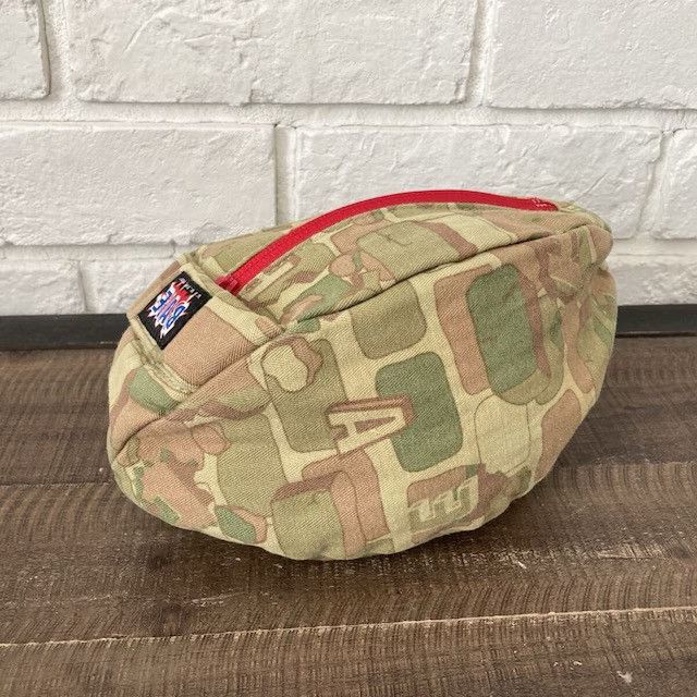 Bape BAPE CAMO Football Shaped Pouch a bathing ape NIGO Size ONE SIZE - 1 Thumbnail