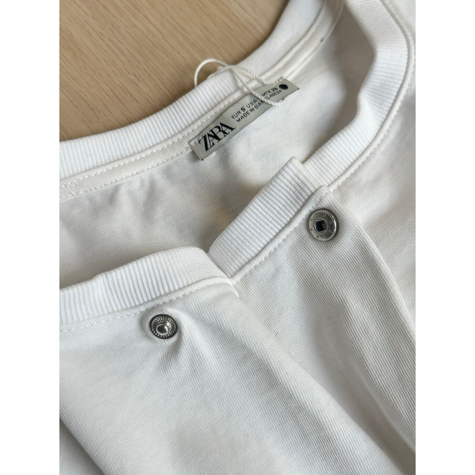 Zara White Zara T-Shirt with Silver Button - Size S - New Size S / US 4 / IT 40 - 3 Thumbnail