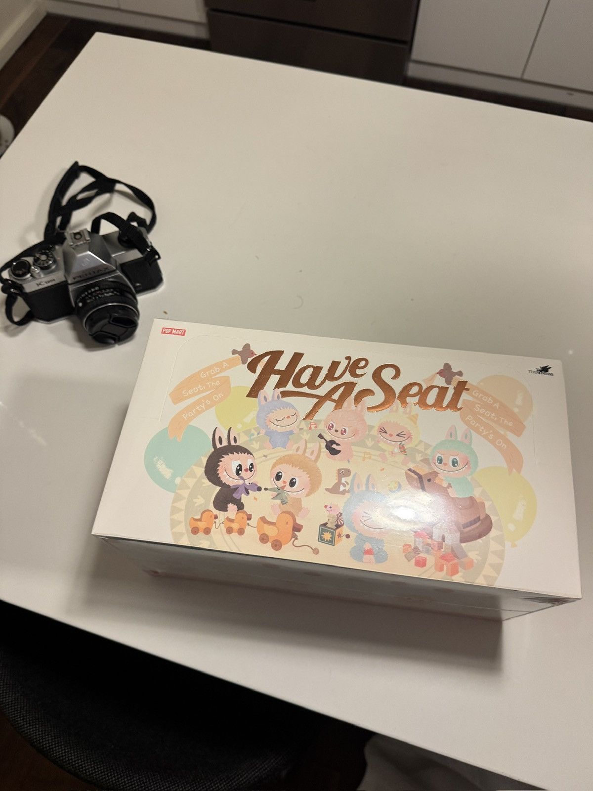 POP MART Labubu (Authentic) Have a Seat Blind Box (Brand New) Size ONE SIZE - 3 Thumbnail