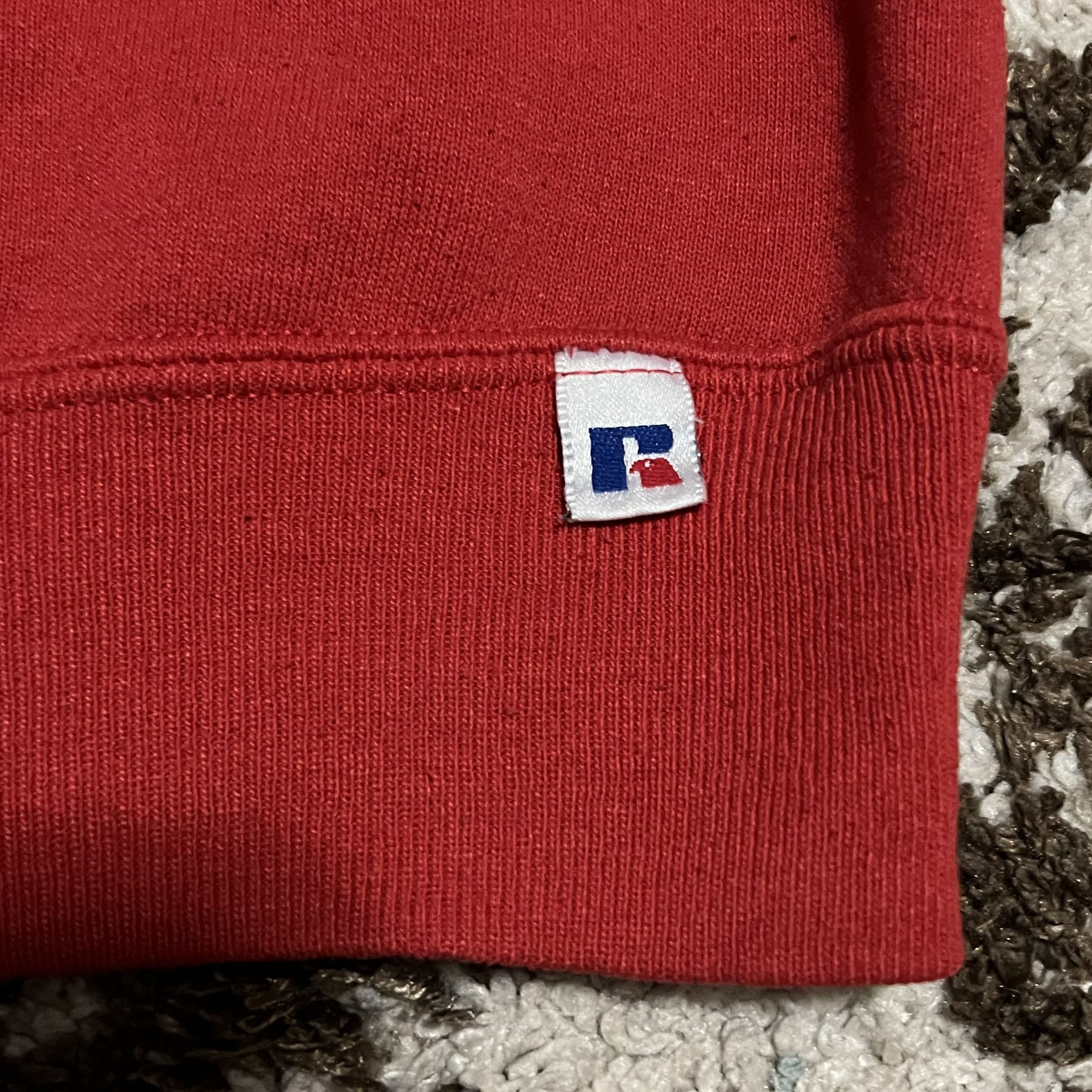 Russell Athletic × Vintage Vintage Russell Athletic Red Sweatshirt Size L Made in USA Size US L / EU 52-54 / 3 - 3 Thumbnail