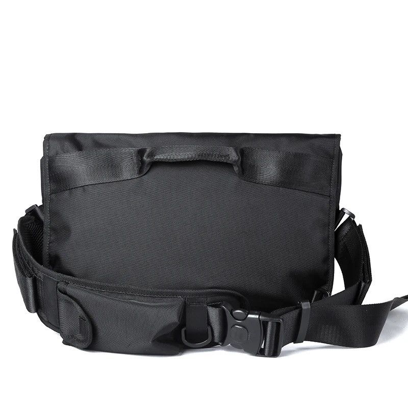 Japanese Brand × Vintage Waterproof Big Crossbody Shoulder Bag Size ONE SIZE - 3 Thumbnail