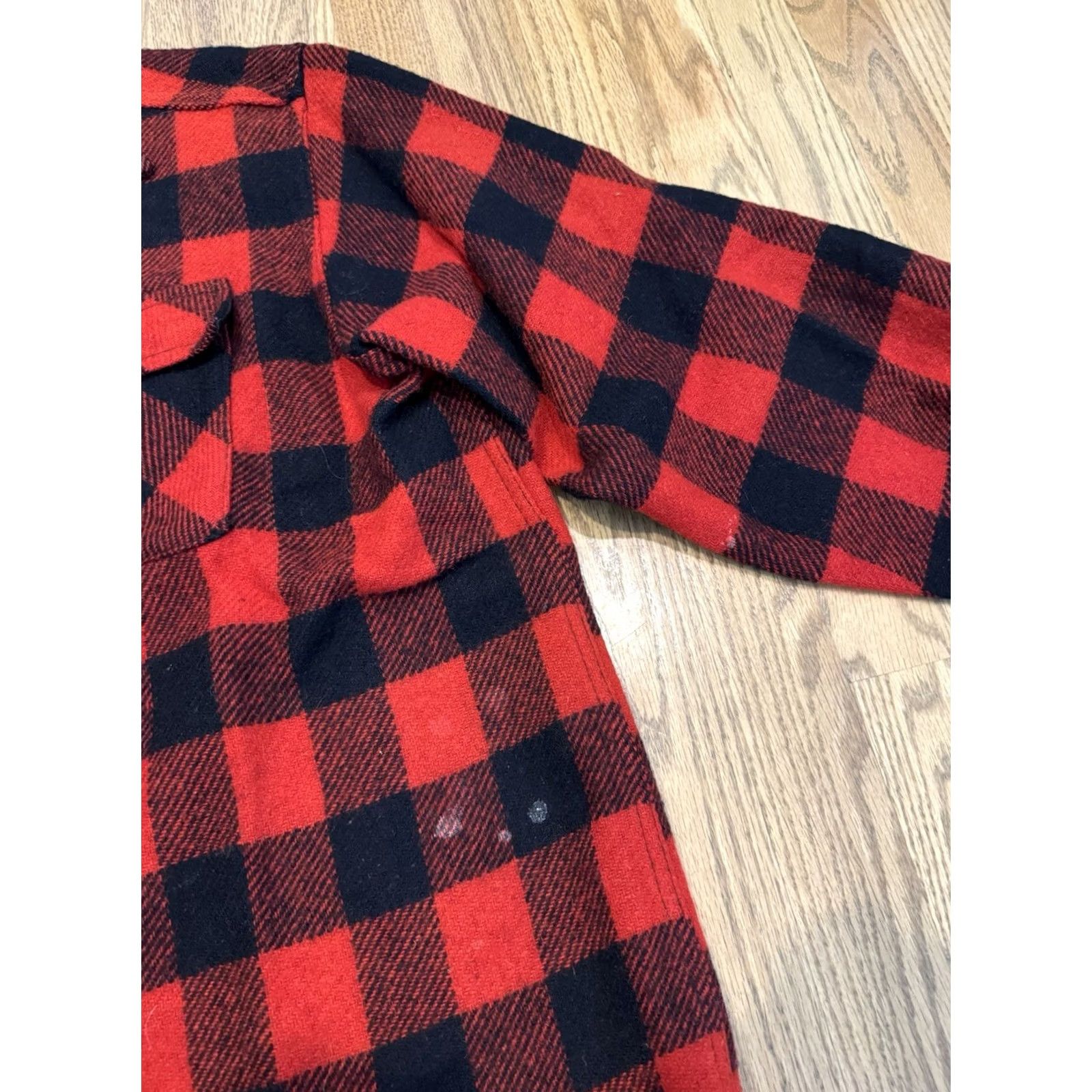IDEA VINTAGE Ideal Button-Up Camp Wool Shirt Men L Check Red 50s 60s USA Buttons Size US L / EU 52-54 / 3 - 4 Thumbnail