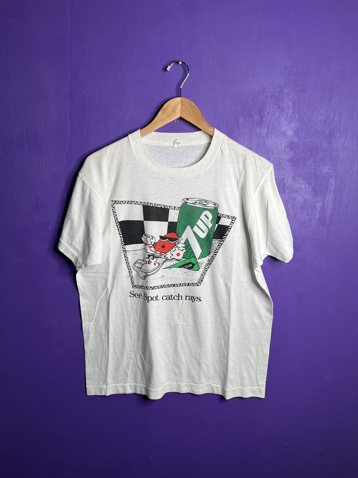 Vintage Vintage 80s 7up catch rays beach t-shirt Size US L / EU 52-54 / 3 - 1 Thumbnail