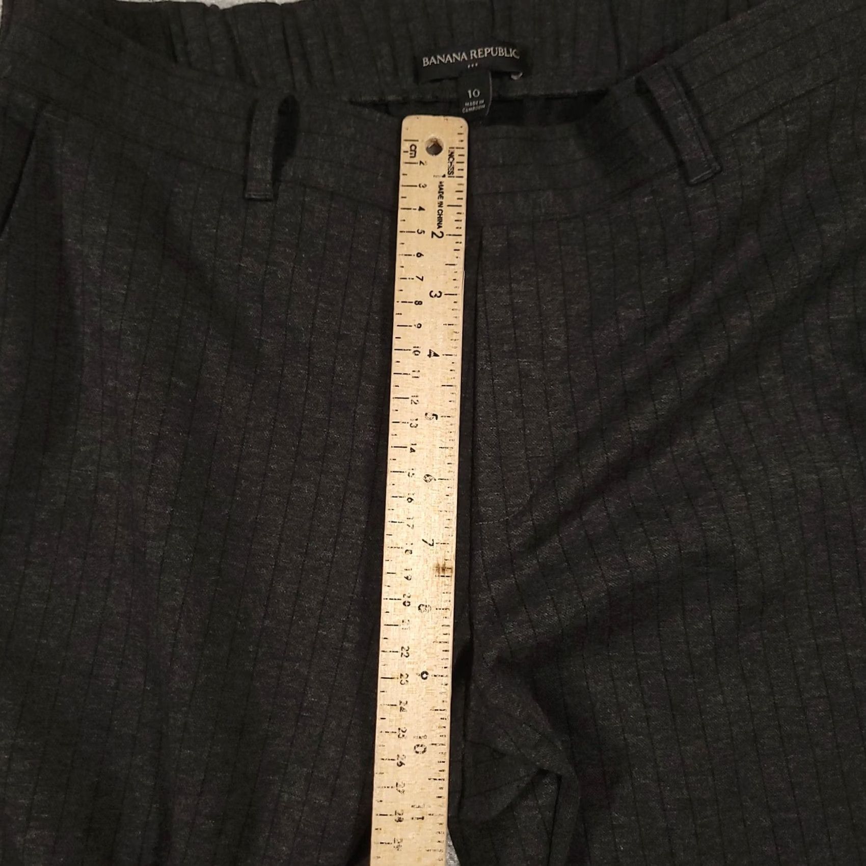Banana Republic Banana Republic Pants Womens 10 Gray Pinstripe Pull On Ankle Dress Work Office Tapered Striped Polyester Rayon Spandex Pockets Elastic Waist Size 32" / US 10 / IT 46 - 6 Thumbnail