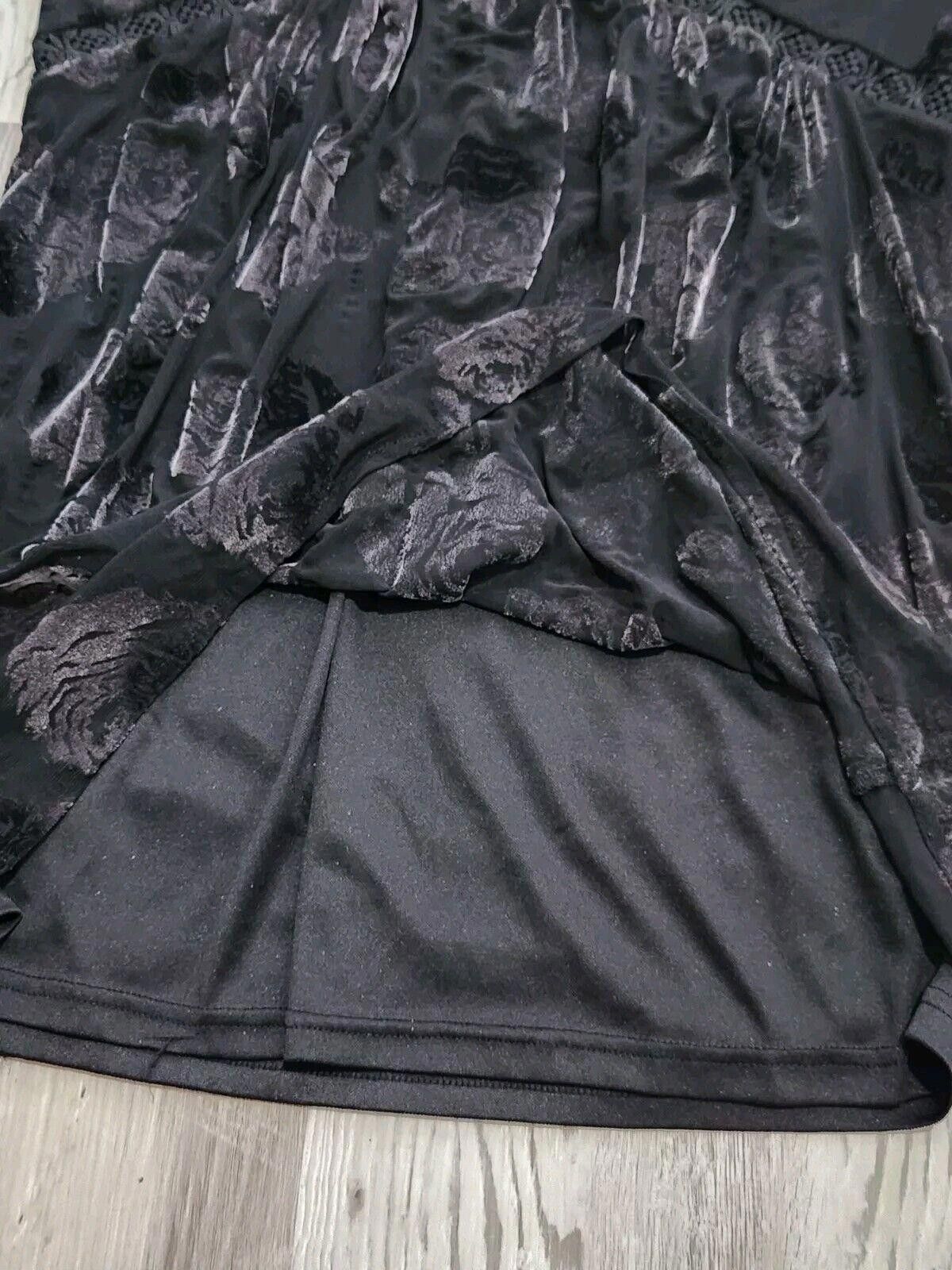 Designer Entro Dress Medium Black Floral Velvet Bell Sleeves V Neck Size M / US 6-8 / IT 42-44 - 8 Thumbnail