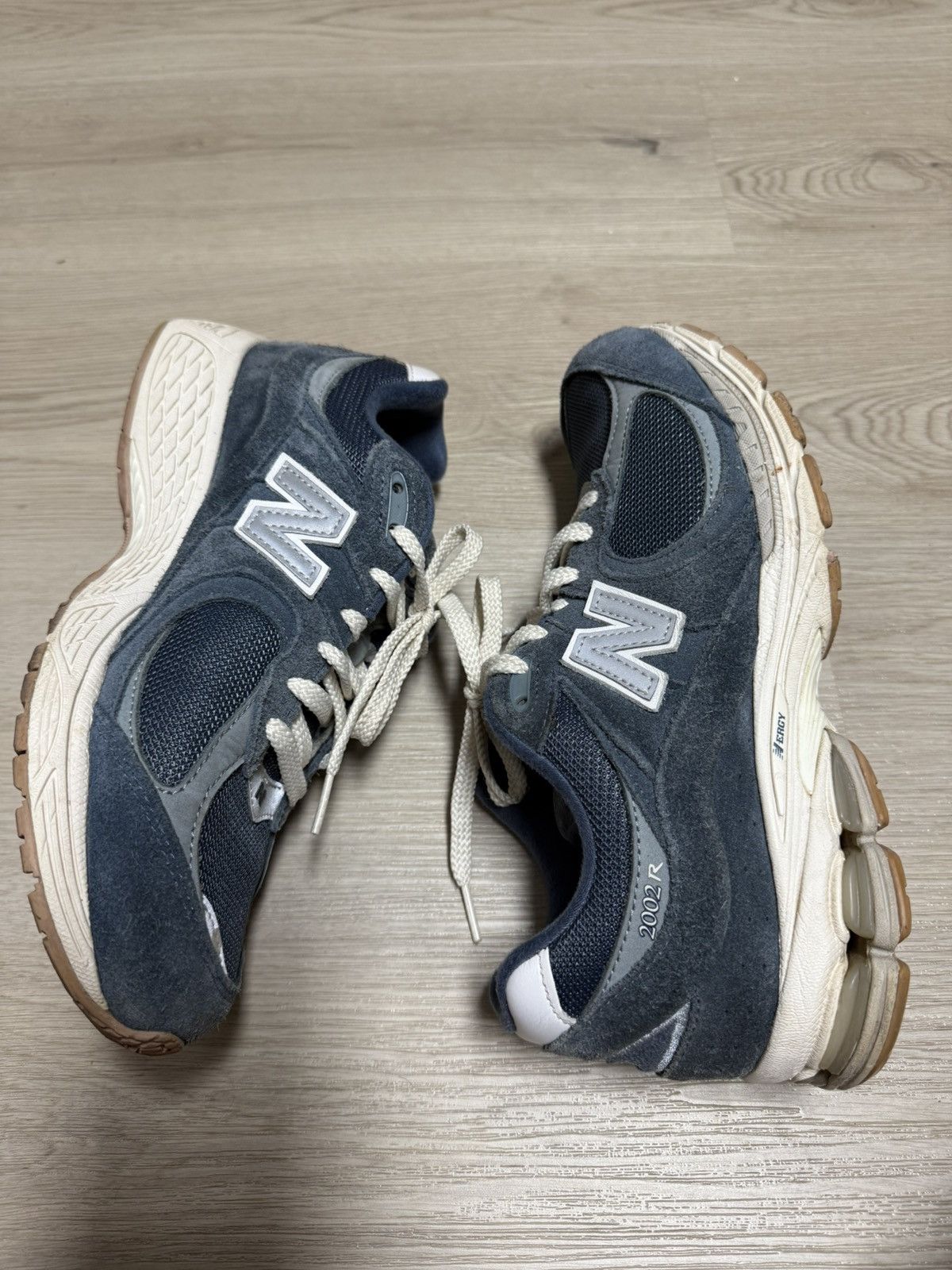 New Balance New Balance 2002R Size US 9 / EU 42 - 5 Thumbnail
