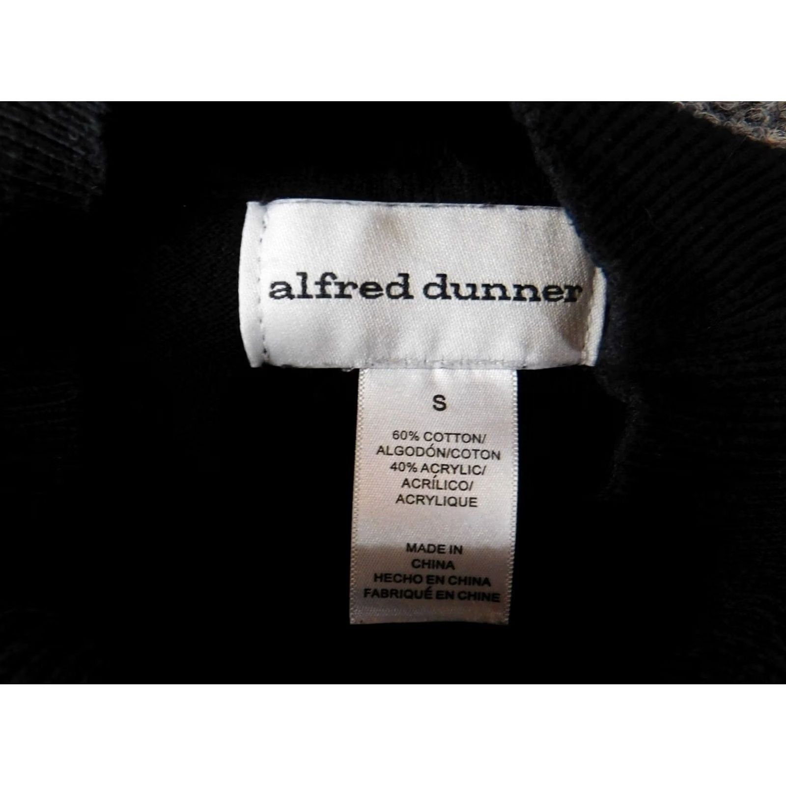 Vintage Alfred Dunner Sweat er Small black womens pullover stretch check classic Raglan Sleeve Crew Neck Button Knit Acrylic Cotton Regular Modern 30s? Size S / US 4 / IT 40 - 4 Thumbnail