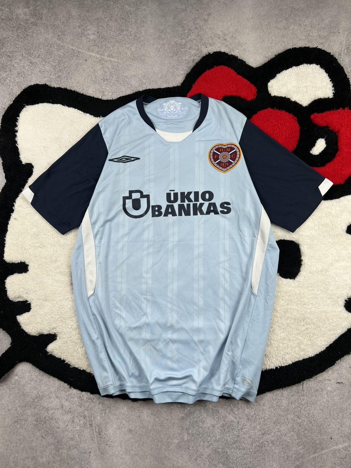 Umbro Umbro Heart Of Midlothian 2009/10 Football Soccer Y2K Jersey Size US M / EU 48-50 / 2 - 1 Thumbnail
