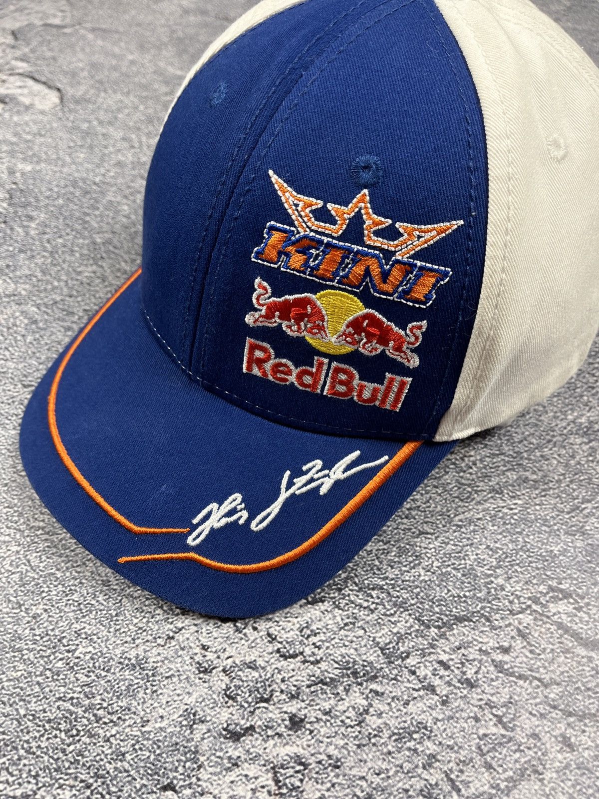 Pepe Jeans × Red Bull Vintage Red Bull KINI racing cap Size ONE SIZE - 2 Thumbnail