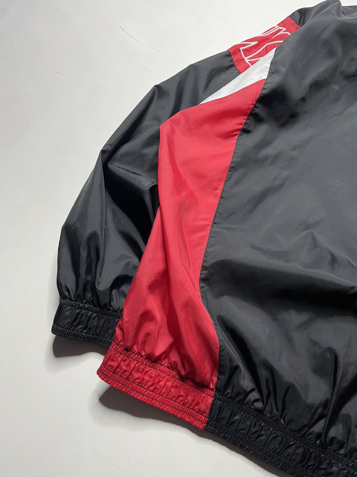 Nike Vintage Nike nylon jacket Size US L / EU 52-54 / 3 - 15 Thumbnail