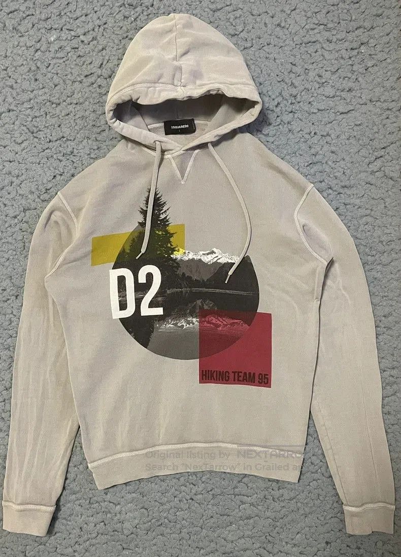 Dsquared2 Dsquared2 D2 Graphic Print Hoodie. Size US L / EU 52-54 / 3 - 1 Thumbnail