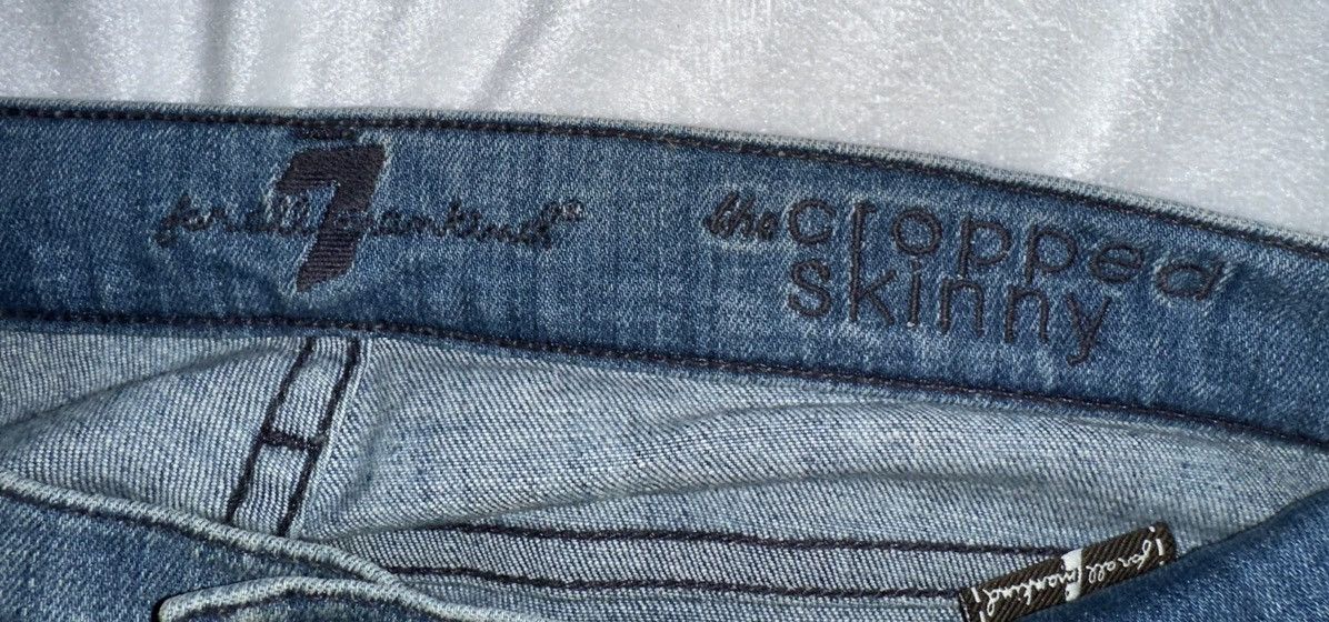 7 For All Mankind 7 Seven For All Mankind the Cropped Skinny Size-30" X 27.5" Size 30" / US 8 / IT 44 - 2 Thumbnail
