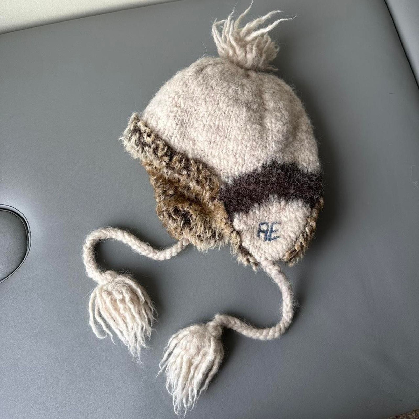 American Eagle Outfitters × Vintage Vintage Y2K Fur American Eagle Ushanka Trapper Hat Beanie Size ONE SIZE - 5 Thumbnail