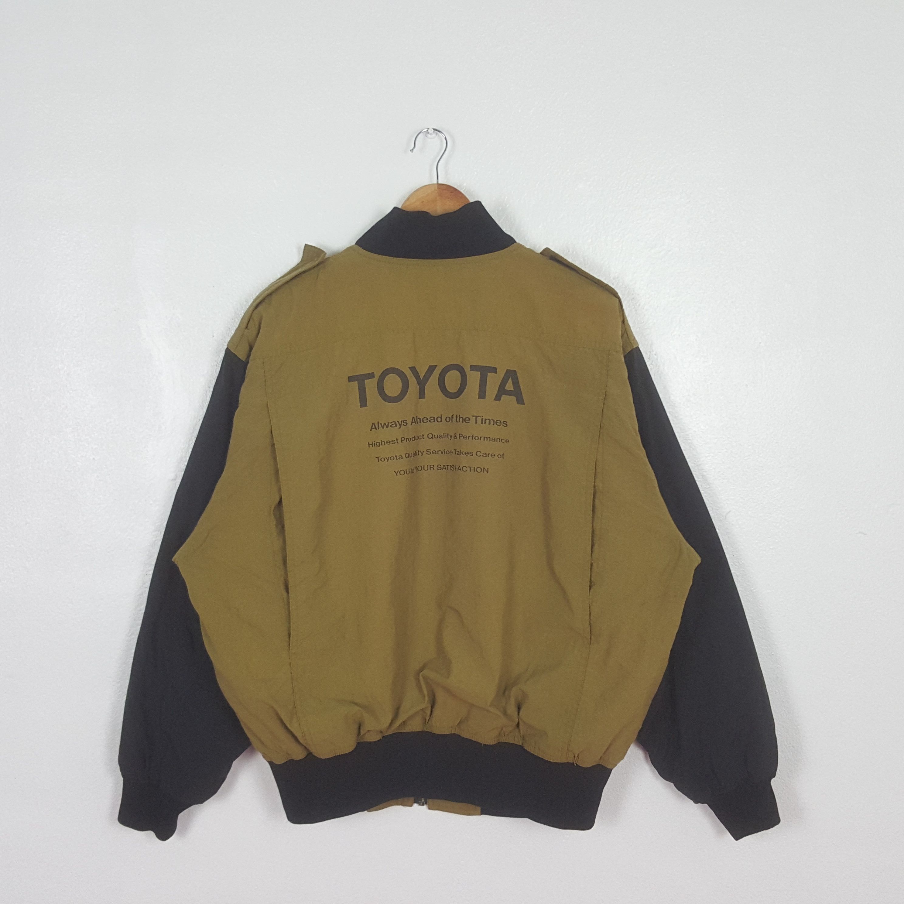 Japanese Brand Vintage Toyota X Michelin Racing Team Jacket C310N10 Size US XL / EU 56 / 4 - 1 Thumbnail