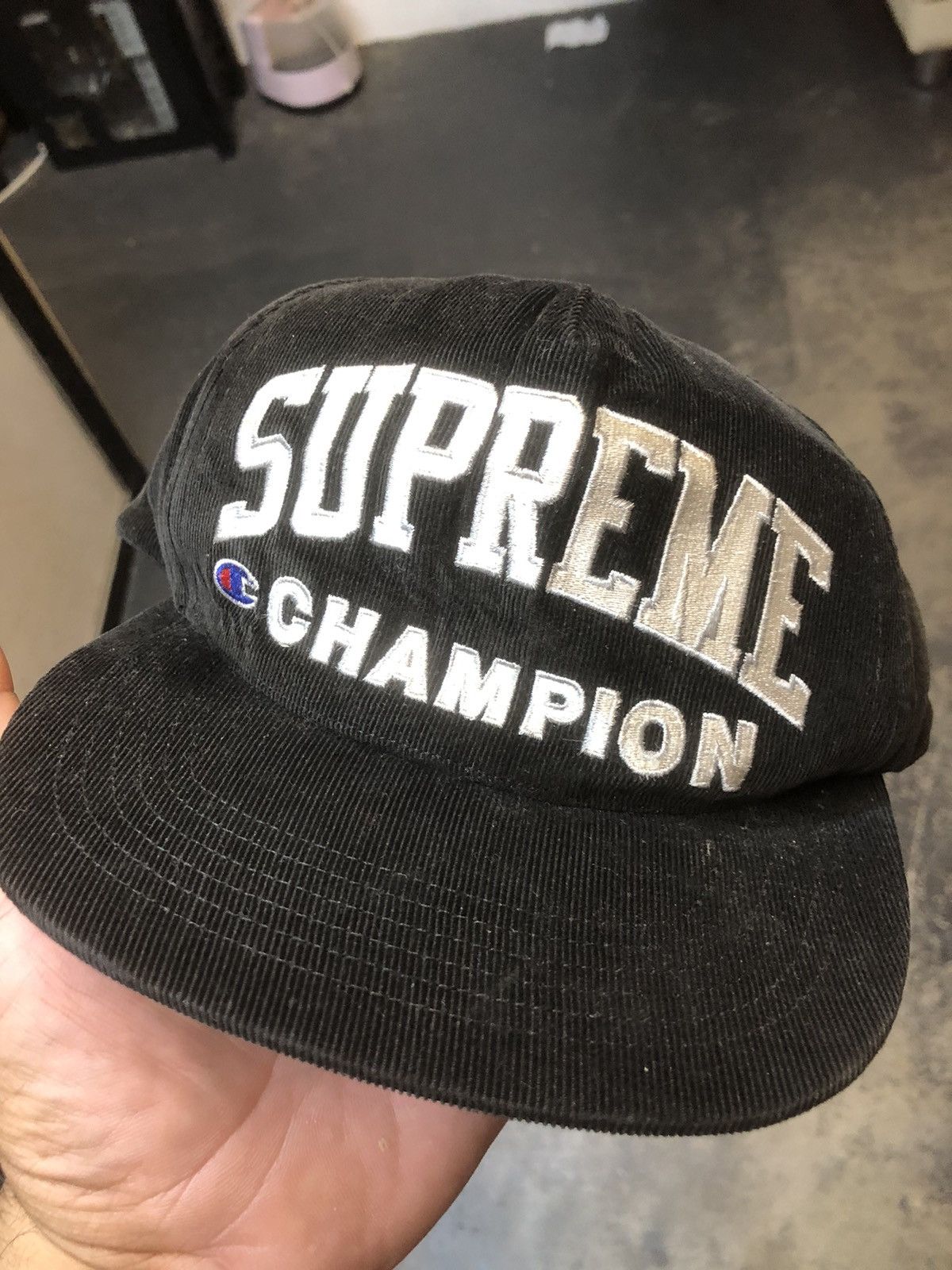 Champion supreme hat fashion