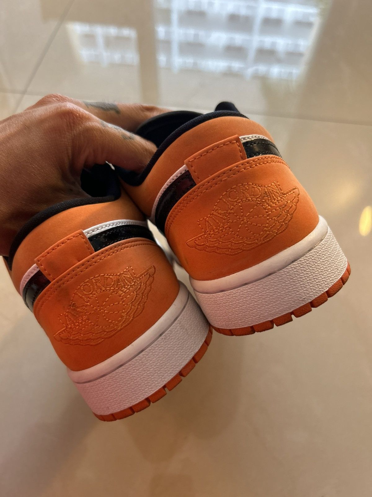 Jordan Brand Jordan 1 low shattered backboard Size US 9 / EU 42 - 4 Thumbnail