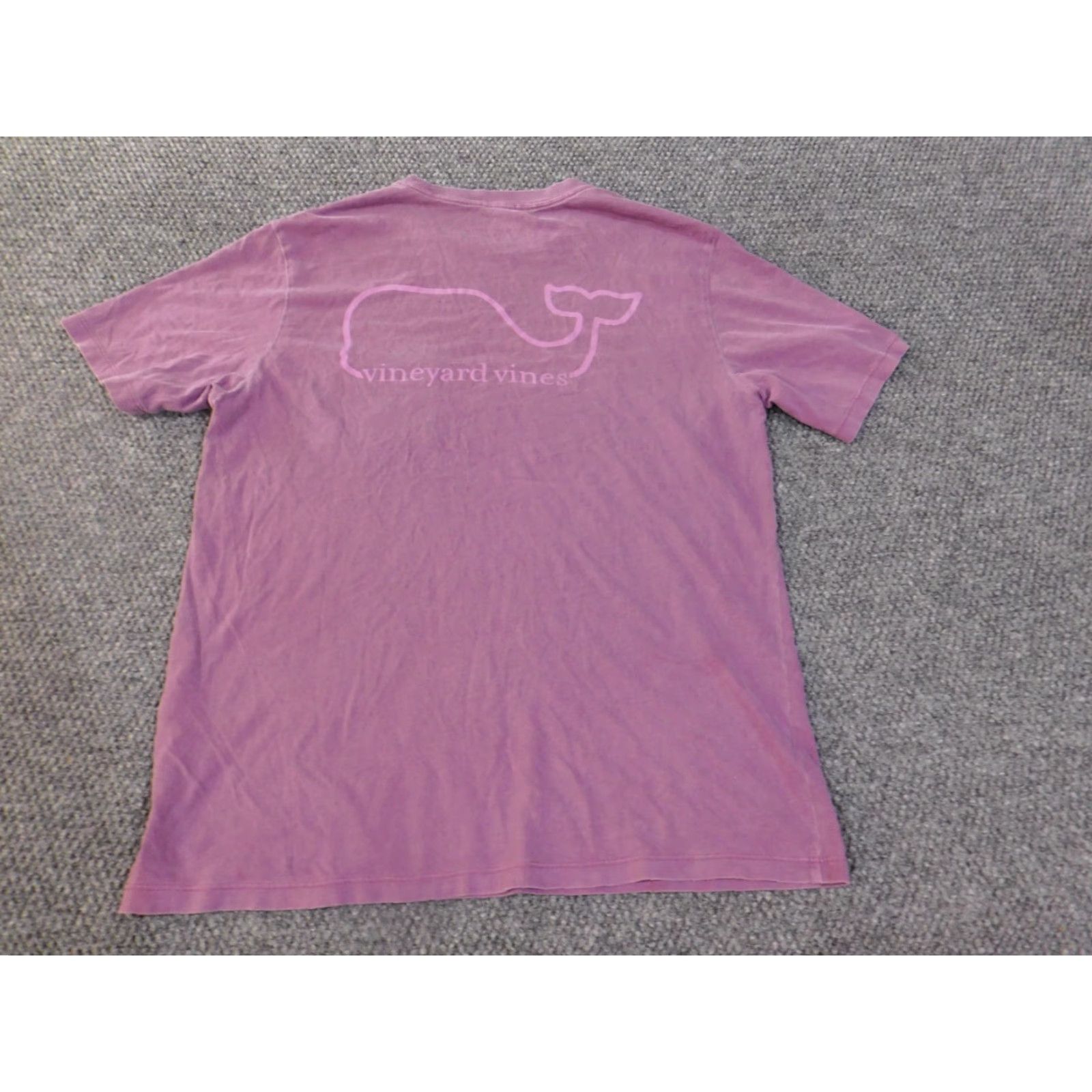 Vineyard Vines Vineyard Vines T-Shirt Mens Medium Purple Graphic Pocket Whale Logo Classic shirt Mens Medium Purple Graphic Pocket Whale Logo Classic Size US M / EU 48-50 / 2 - 7 Thumbnail