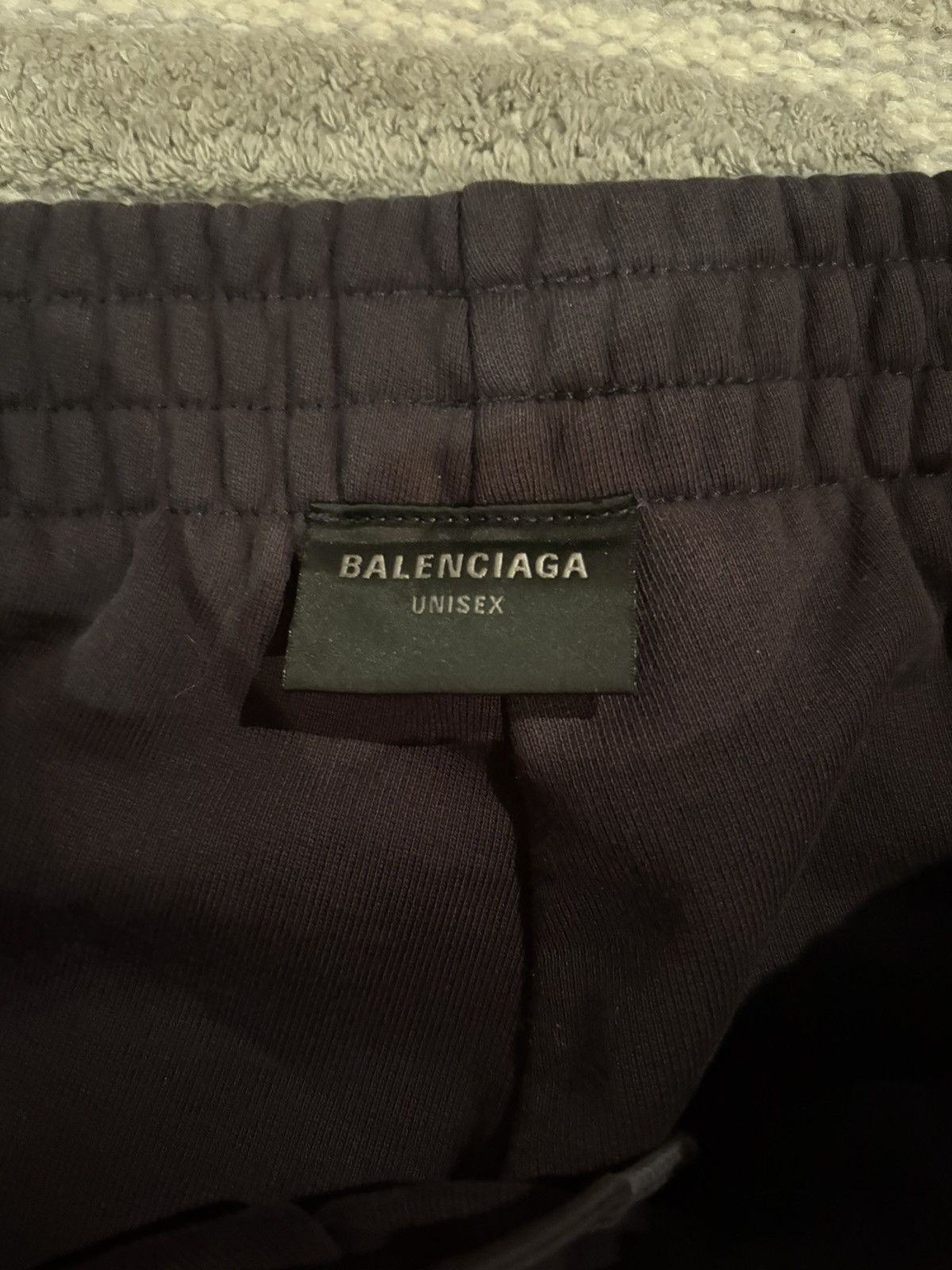 Balenciaga Balenciaga FW24 inside out sweatpants Size US 30 / EU 46 - 3 Thumbnail