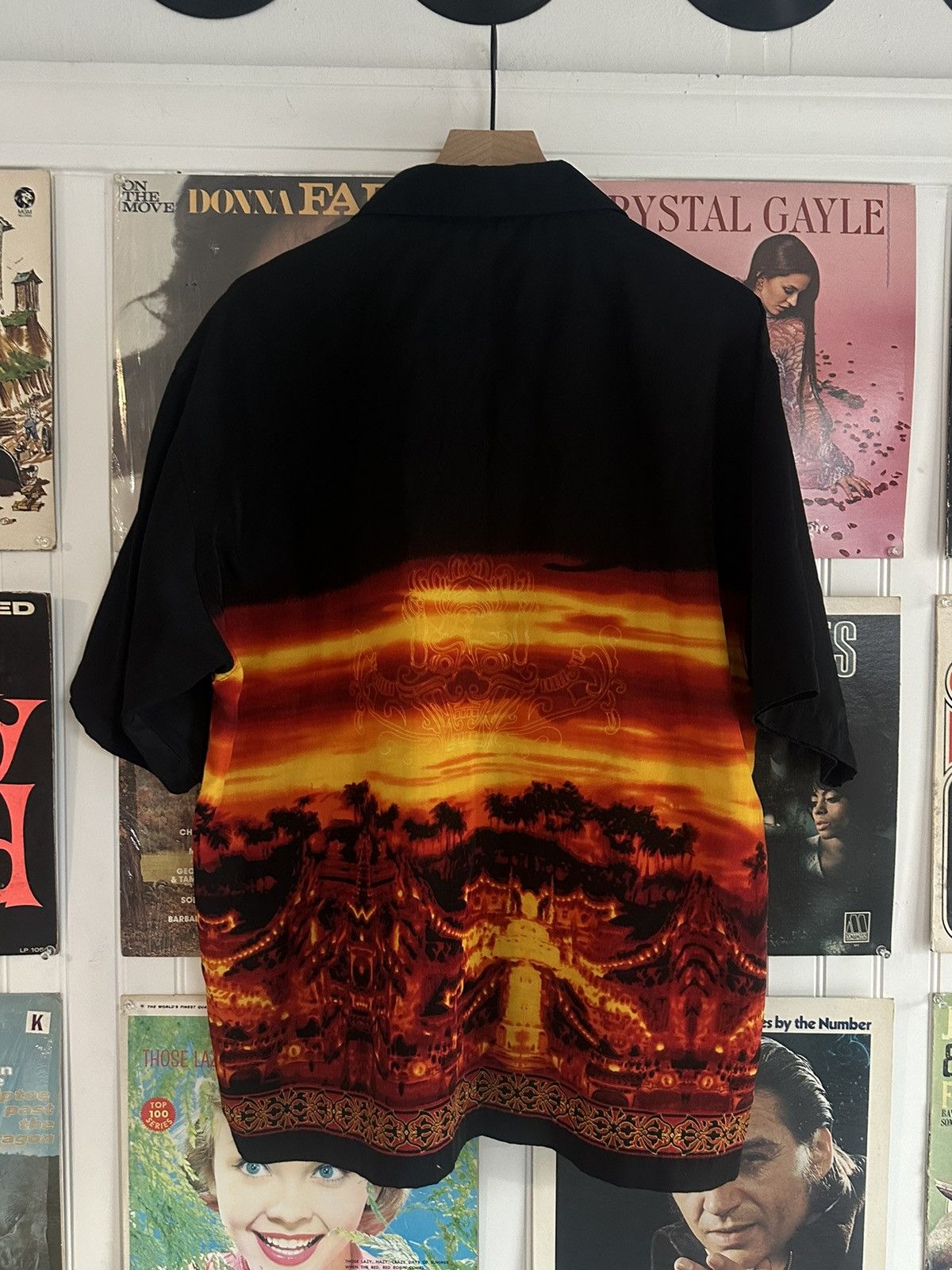 Vintage 00s No Boundaries black & orange Hawaiian shirt Size US L / EU 52-54 / 3 - 5 Thumbnail
