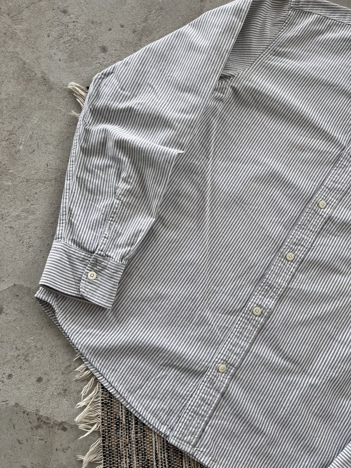 Carhartt Vintage Carhartt White Grey Striped Duck Logo Shirt Y2K Size US L / EU 52-54 / 3 - 2 Thumbnail