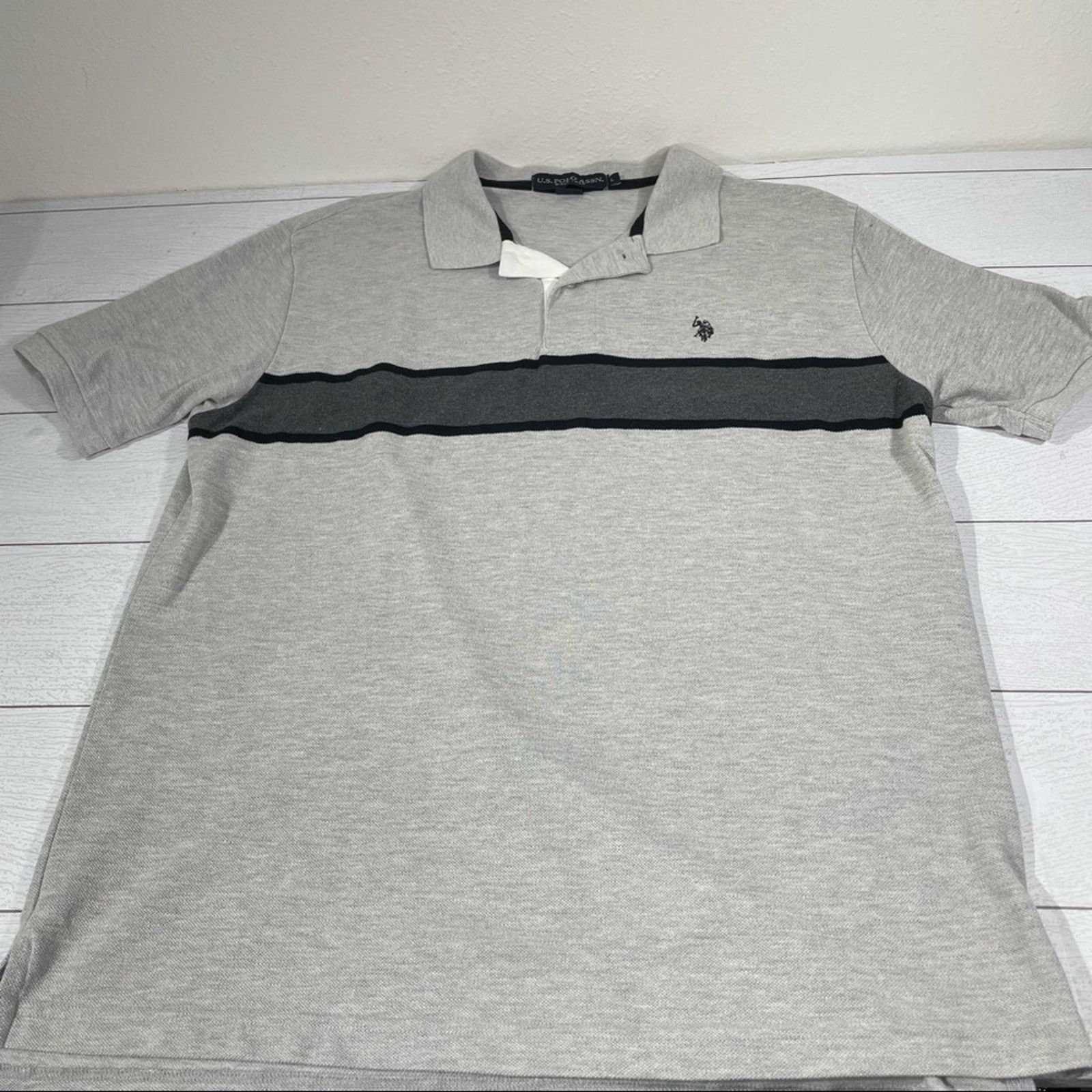 U.S. Polo Assn. U.S. POLO ASSN. Gray Polo Size Large Size US L / EU 52-54 / 3 - 1 Thumbnail